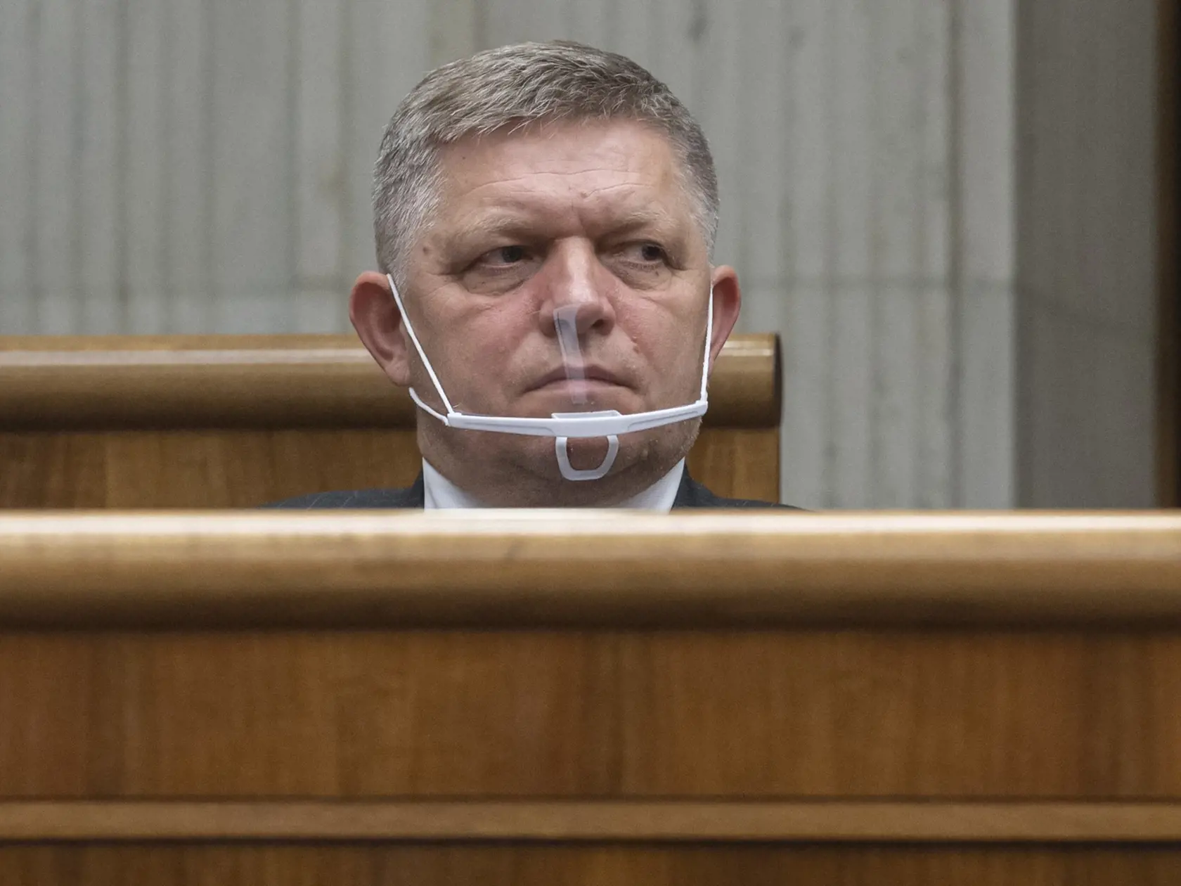 Na snímke je poslanec Robert Fico (Smer-SD).