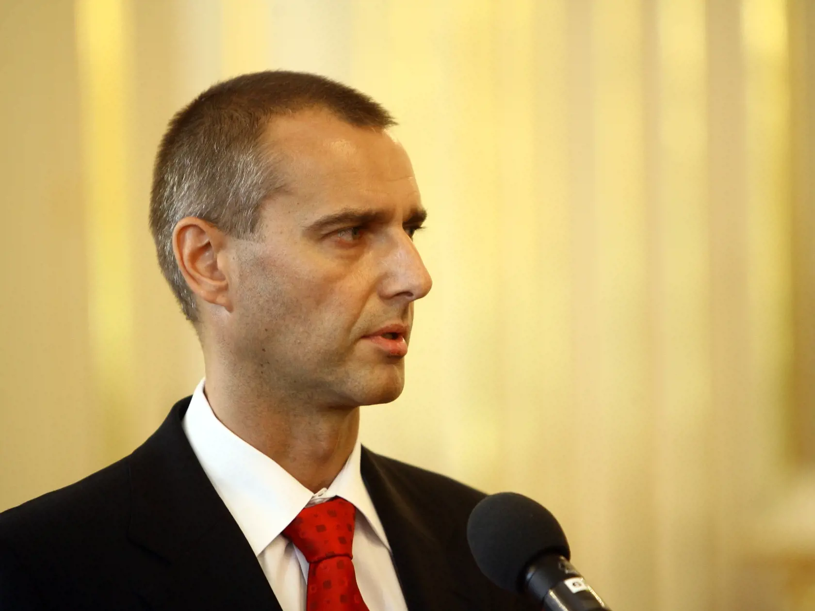 Ako minister zdravotníctva.