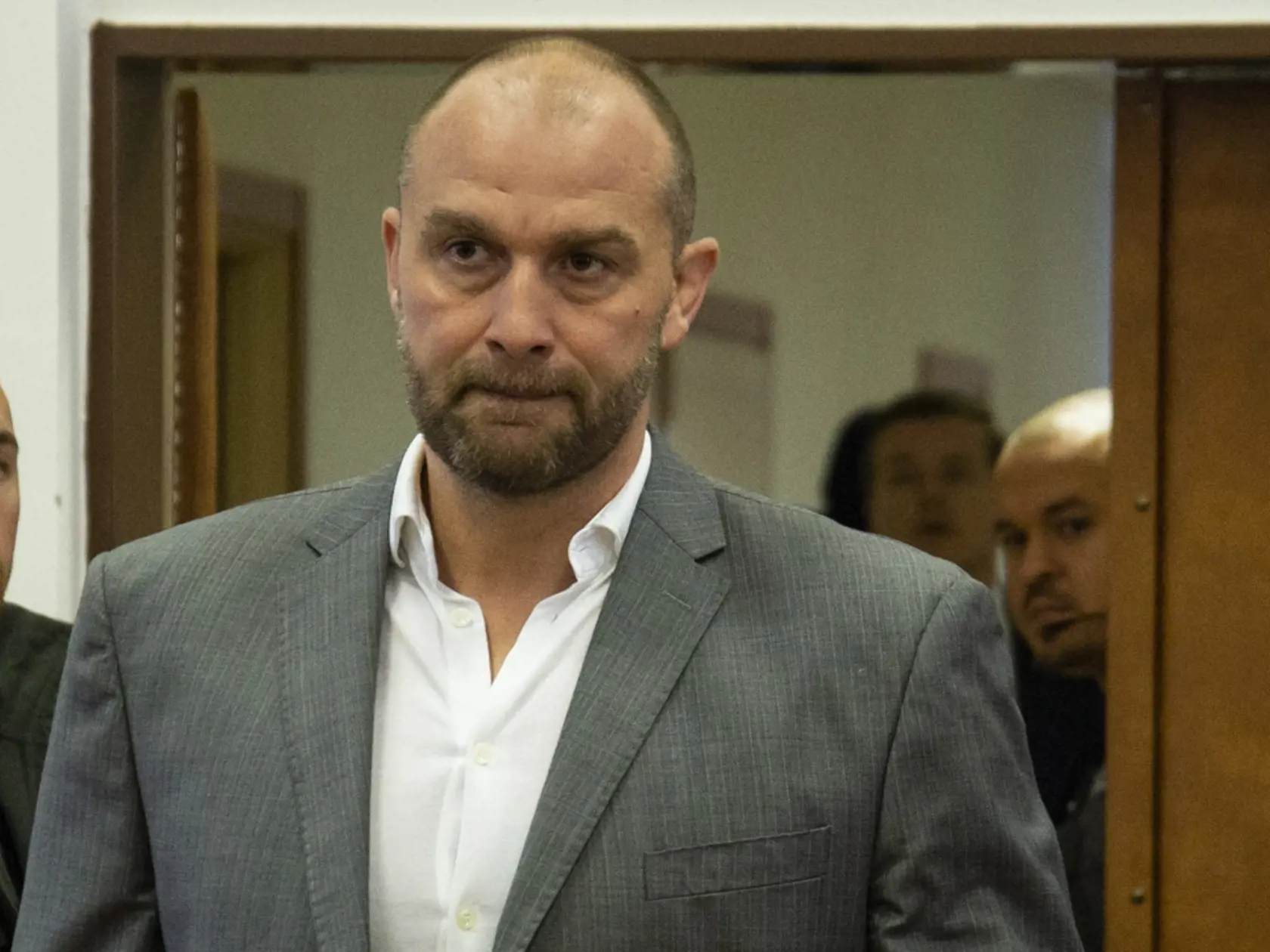 Hlavné pojednávanie v kauze vraždy novinára Jána Kuciaka a jeho snúbenice Martiny Kušnírovej na Špecializovanom trestnom súde 20. januára 2020 v Pezinku. Na snímke nitriansky podnikateľ a predvolaný svedok Norbert Bödör prichádza na pojednávanie. FOTO TASR – Jakub Kotian