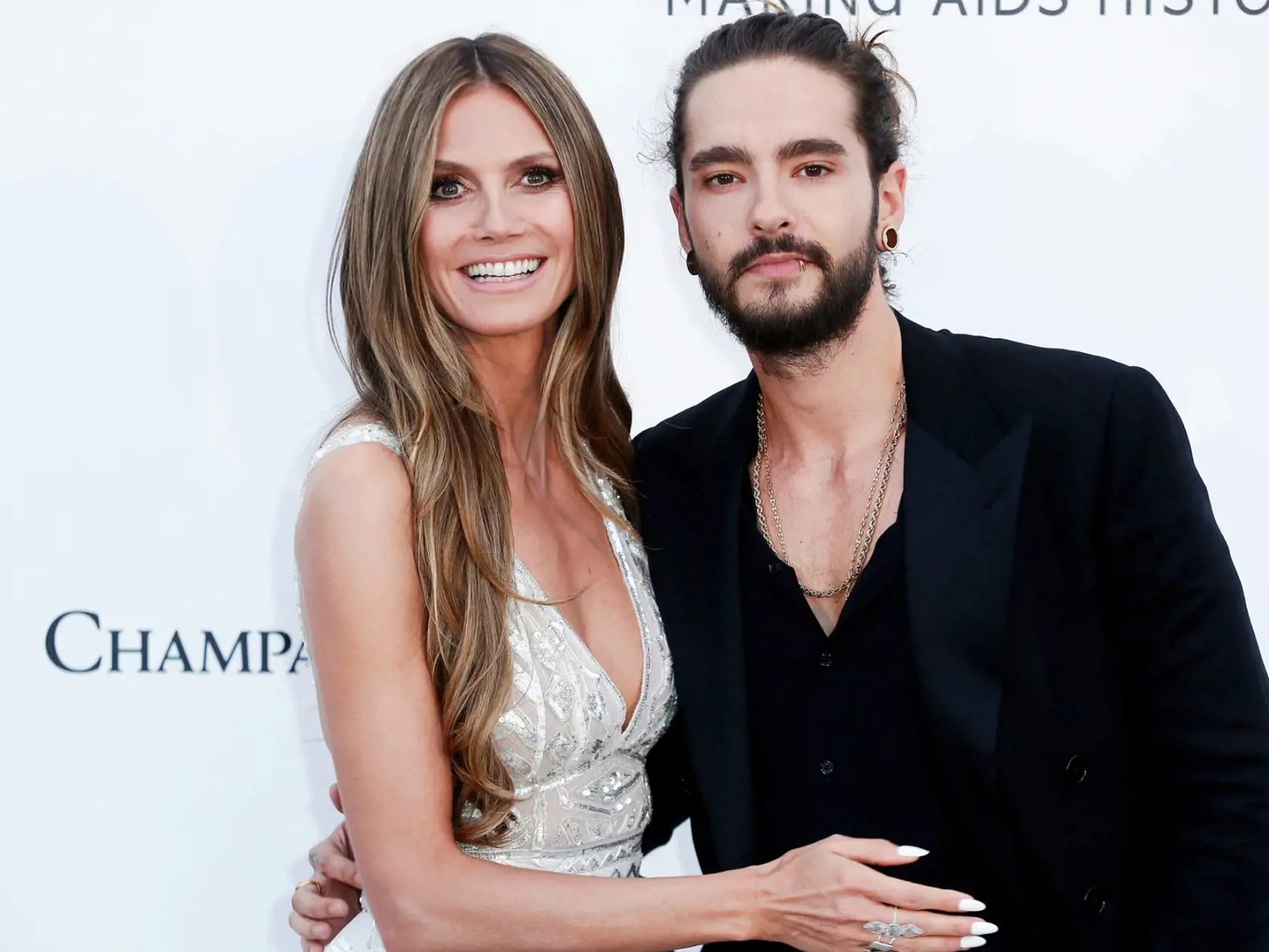 Heidi Klum a Tom Kaulitz - aj gitarista skupiny Tokio Hotel si povedal, že Heidy je vo veku 46 rokov stále krásny kus
ženy. Nemožno s ním nesúhlasiť a tak spolu uzatvorili manželstvo. Šestnásť rokov pre nich
nie je žiadny veľký problém. Majú sa radi a v posteli je pre ženu mladší chlap vždy
vzružením. Heidy sa teda rozhodne nemá na čo sťažovať.
