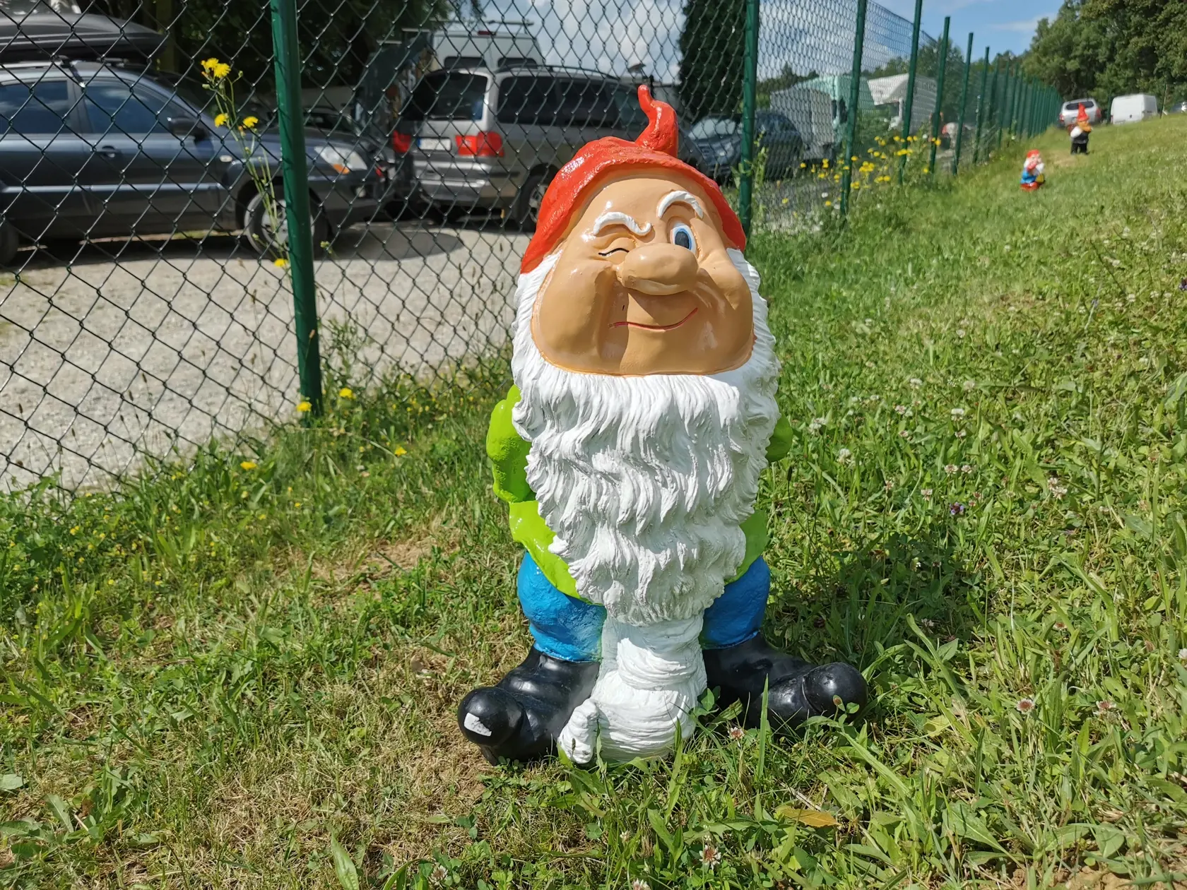 Trpaslíci sú rôzni, vyrobení z rôznych materiálov.
