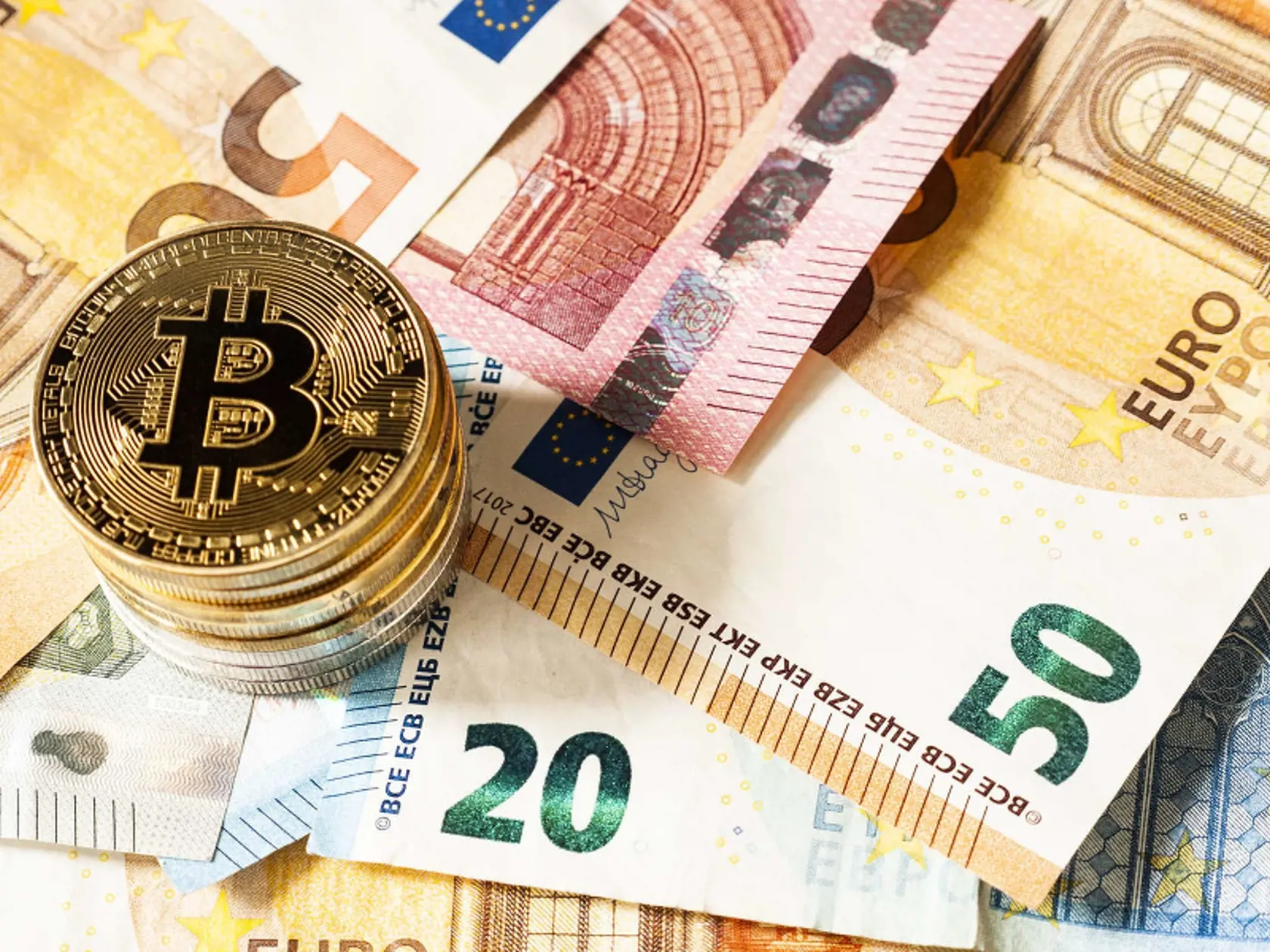 Investovanie do kryptomien je veľmi diskutovanou témou.