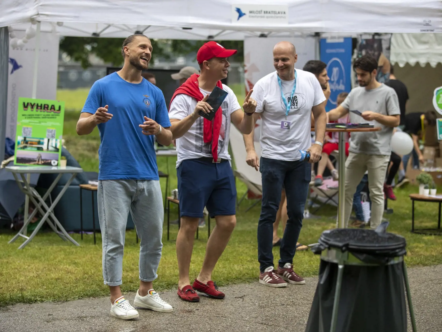 Kresťanské piesne ho zlákali do tanca.