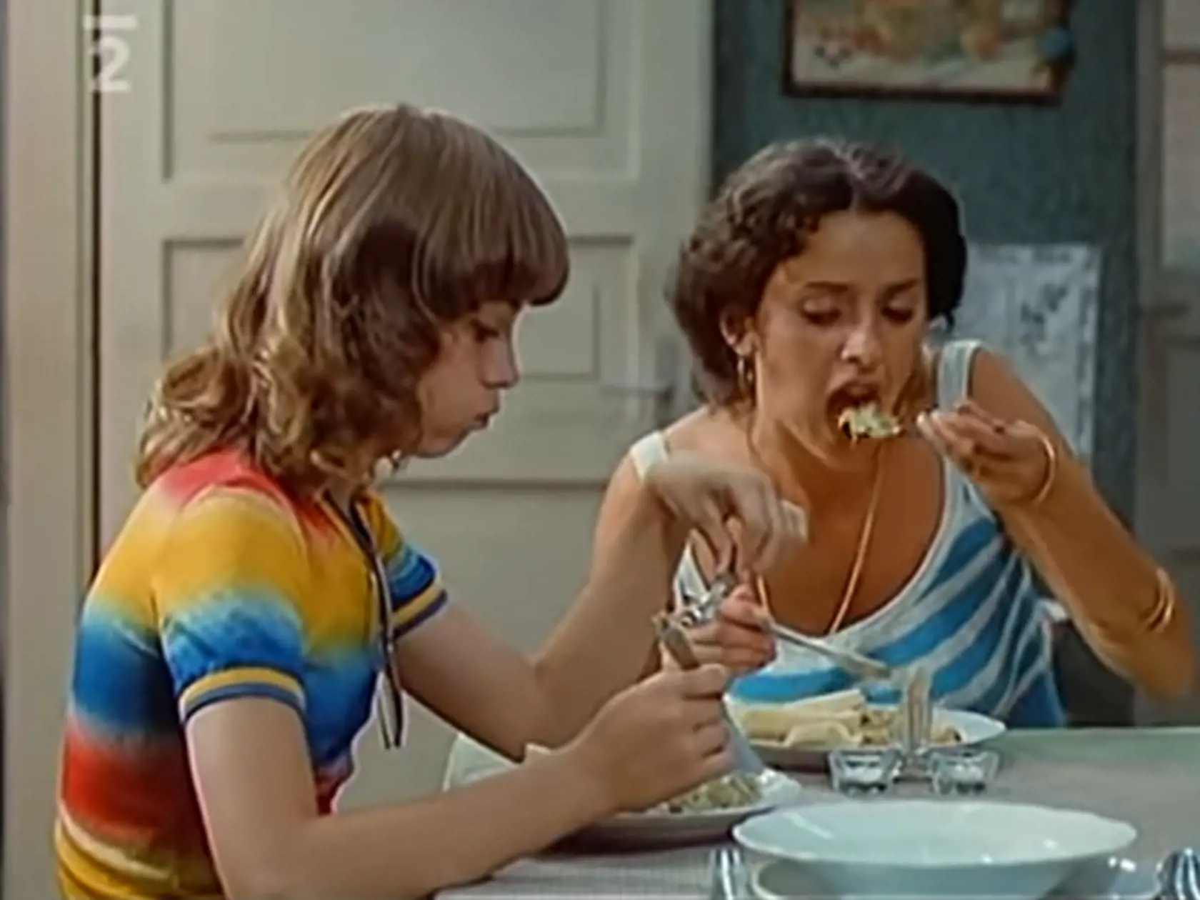 Zuzana Vačková prežila svoj debut vo filme Kosenie Jastrabej lúky. Mala vtedy 12 rokov. Mamu jej hrala Milka Zimková.