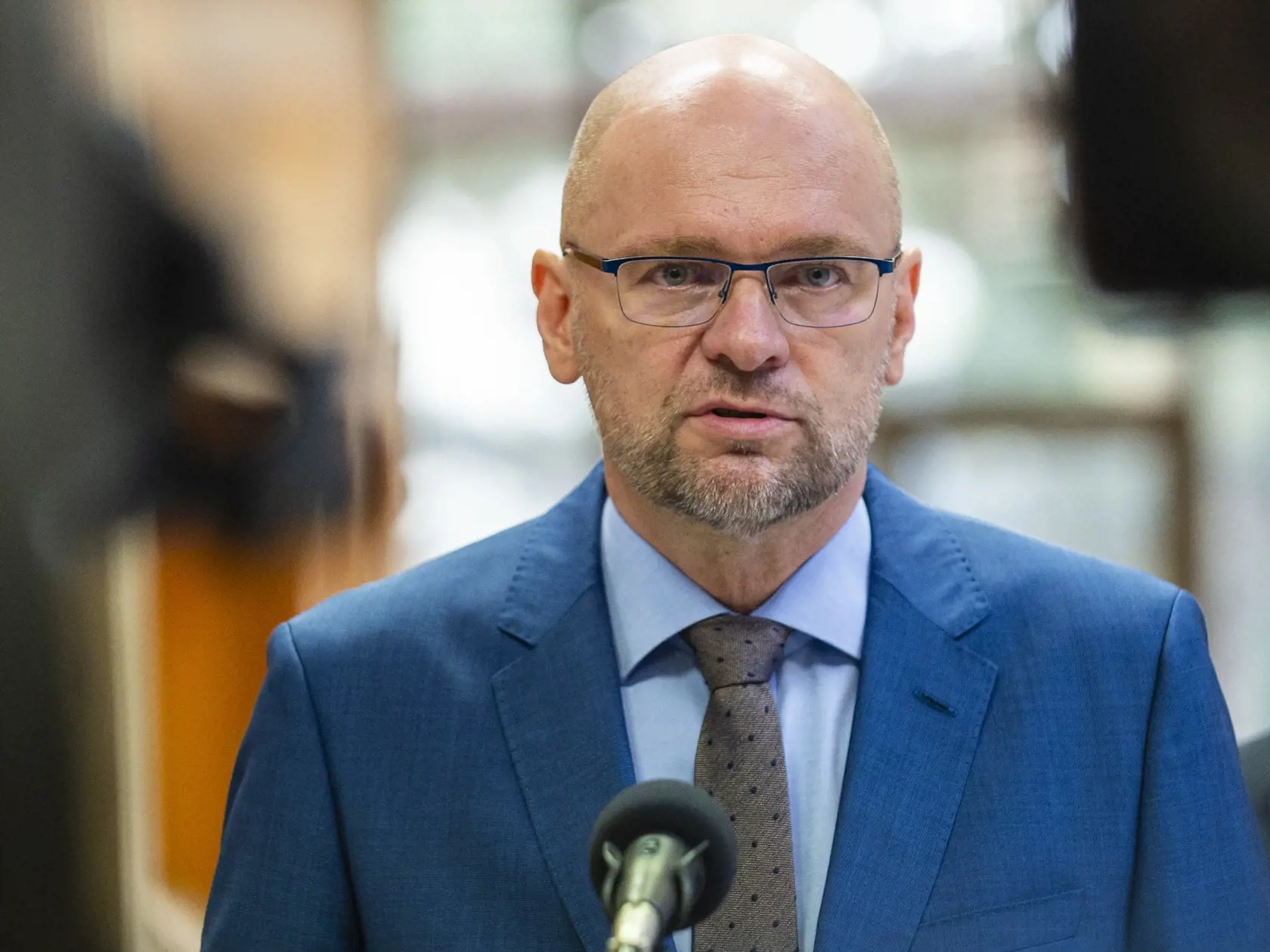 Na snímke predseda strany Sloboda a solidarita (SaS) Richard Sulík počas tlačovej konferencie po rokovaní predsedu vlády s predstaviteľmi OĽaNO, SaS, Sme rodina a Za ľudí 18. januára 2023 v Bratislave. FOTO TASR - Jakub Kotian