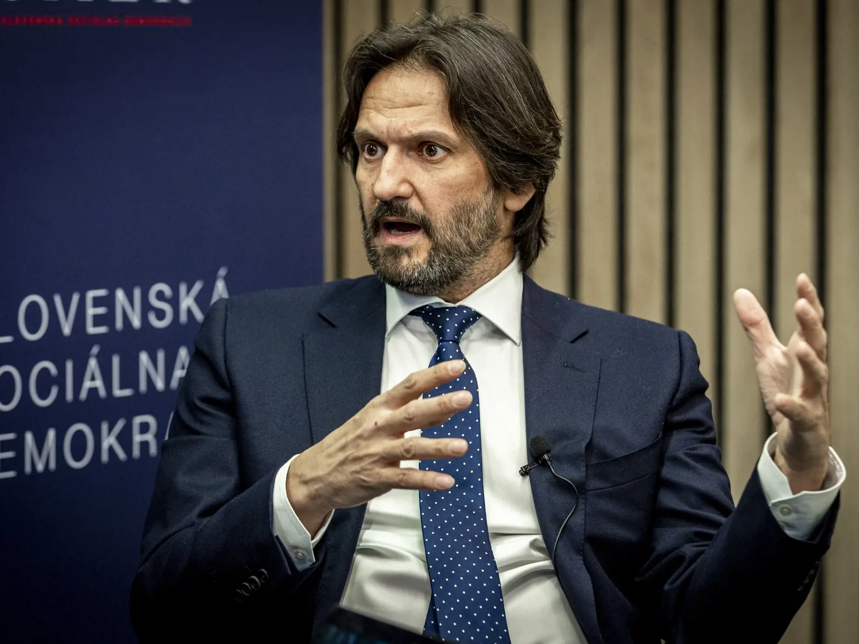 Robert Kaliňák reagoval na vyhlásenia ministra Šimka ohľadne migračnej politiky.