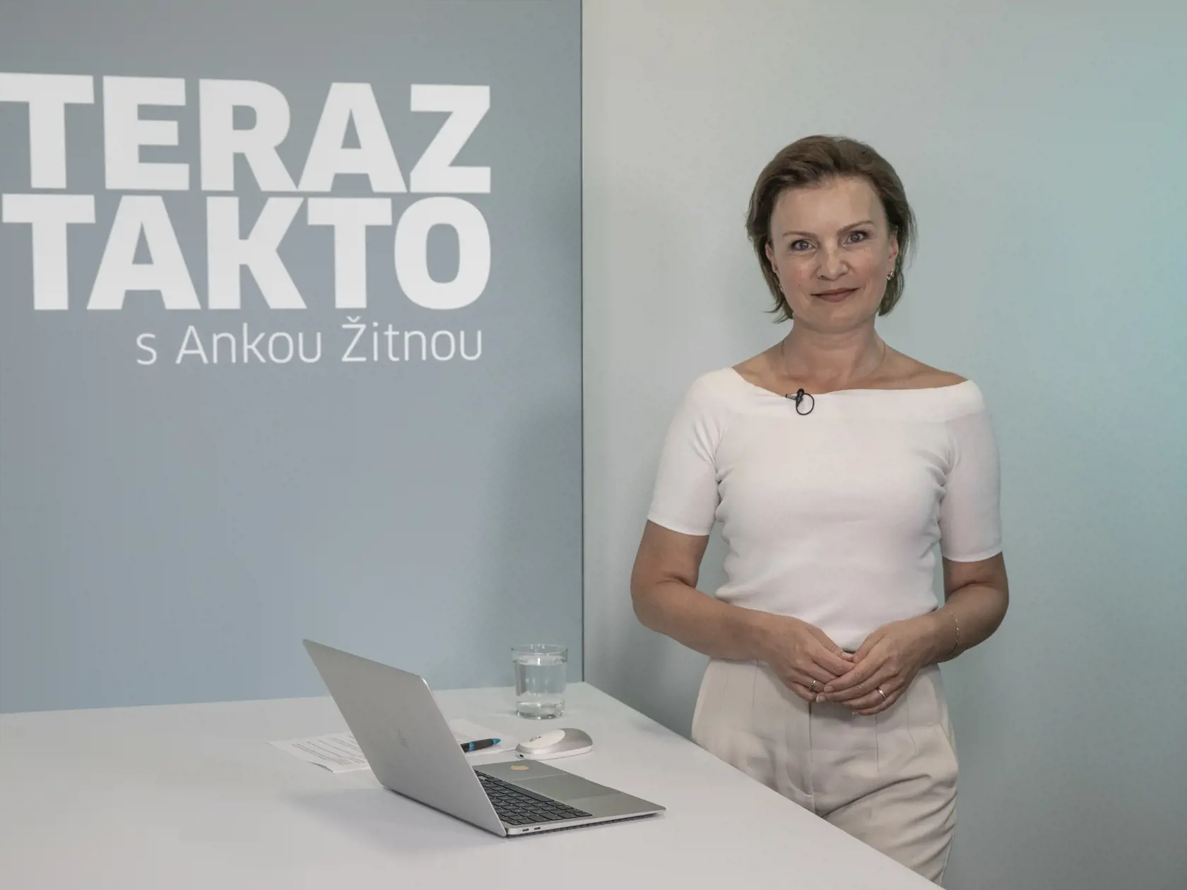 Moderátorka Anka Žitná Lučaiová v relácii Teraz Takto.