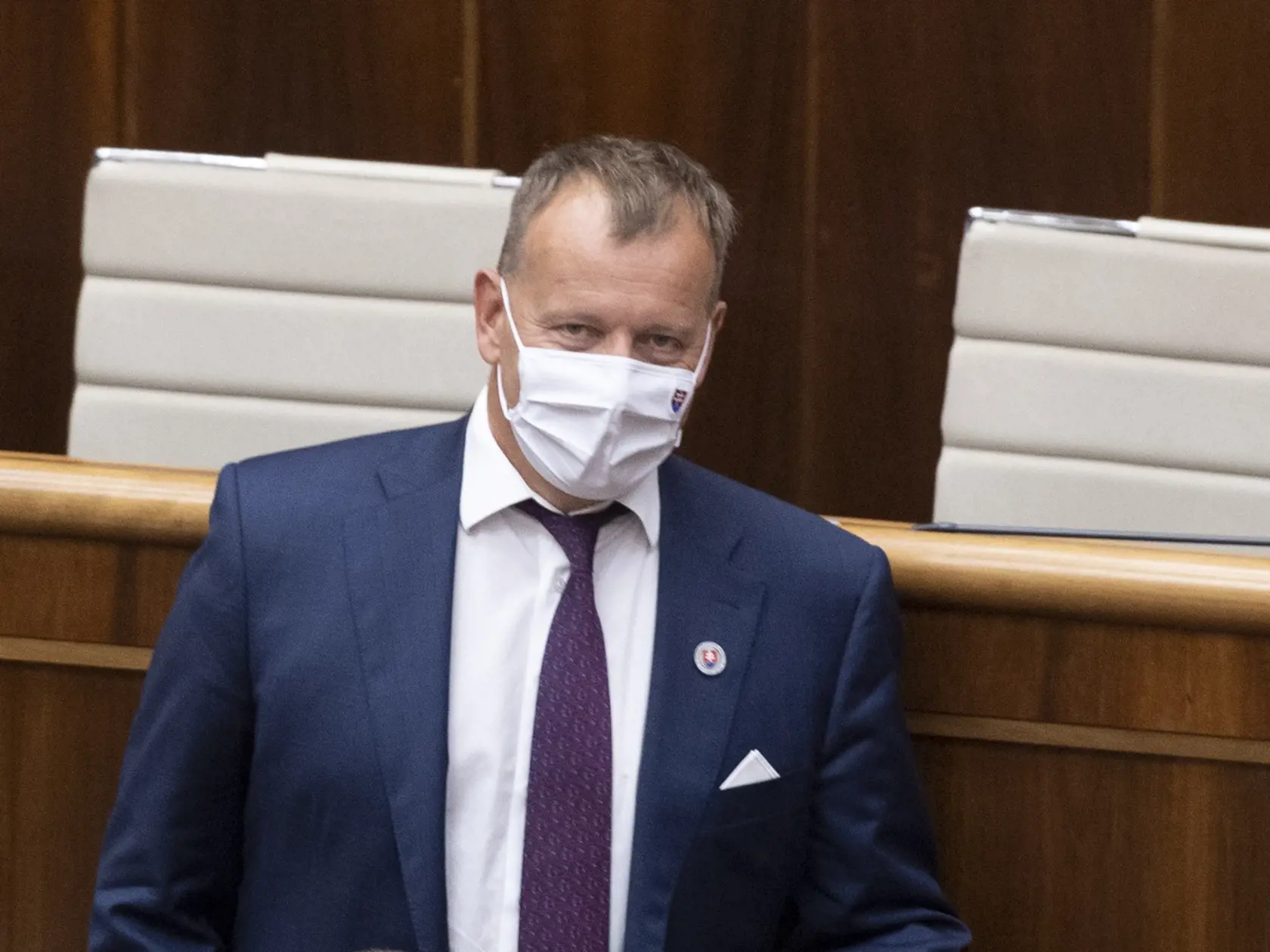 Na snímke je predseda parlamentu Boris Kollár (Sme rodina) počas zasadnutia Národnej rady SR.