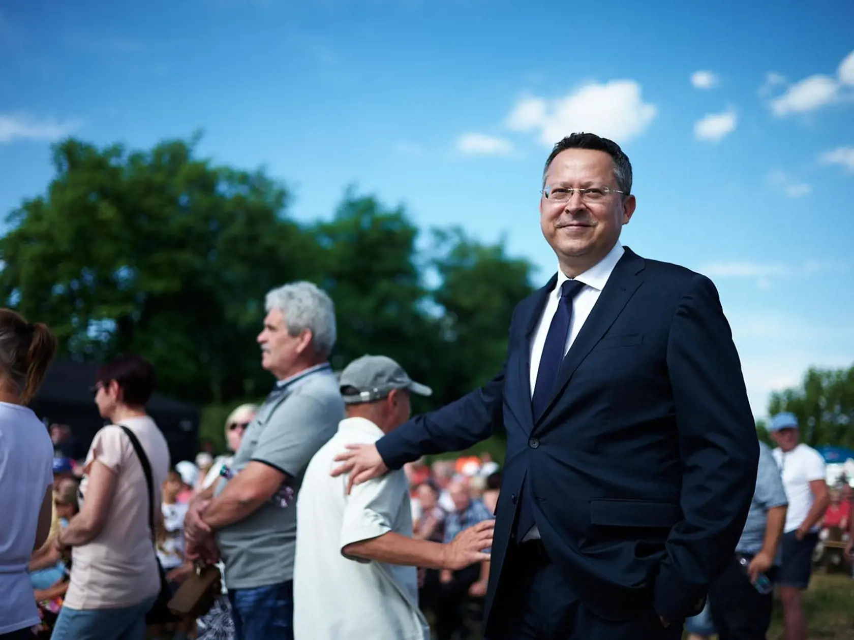 Exminister financií Ladislav Kamenický navrhol Matovičovi, aby si členovia vlády zmrazili platy.