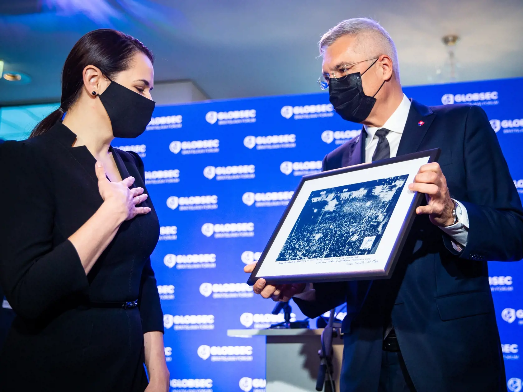Druhý deň bezpečnostnej konferencie "GLOBSEC 2020" v Bratislave. Na snímke Sviatlana Tsikhanouska a Ivan Korčok.