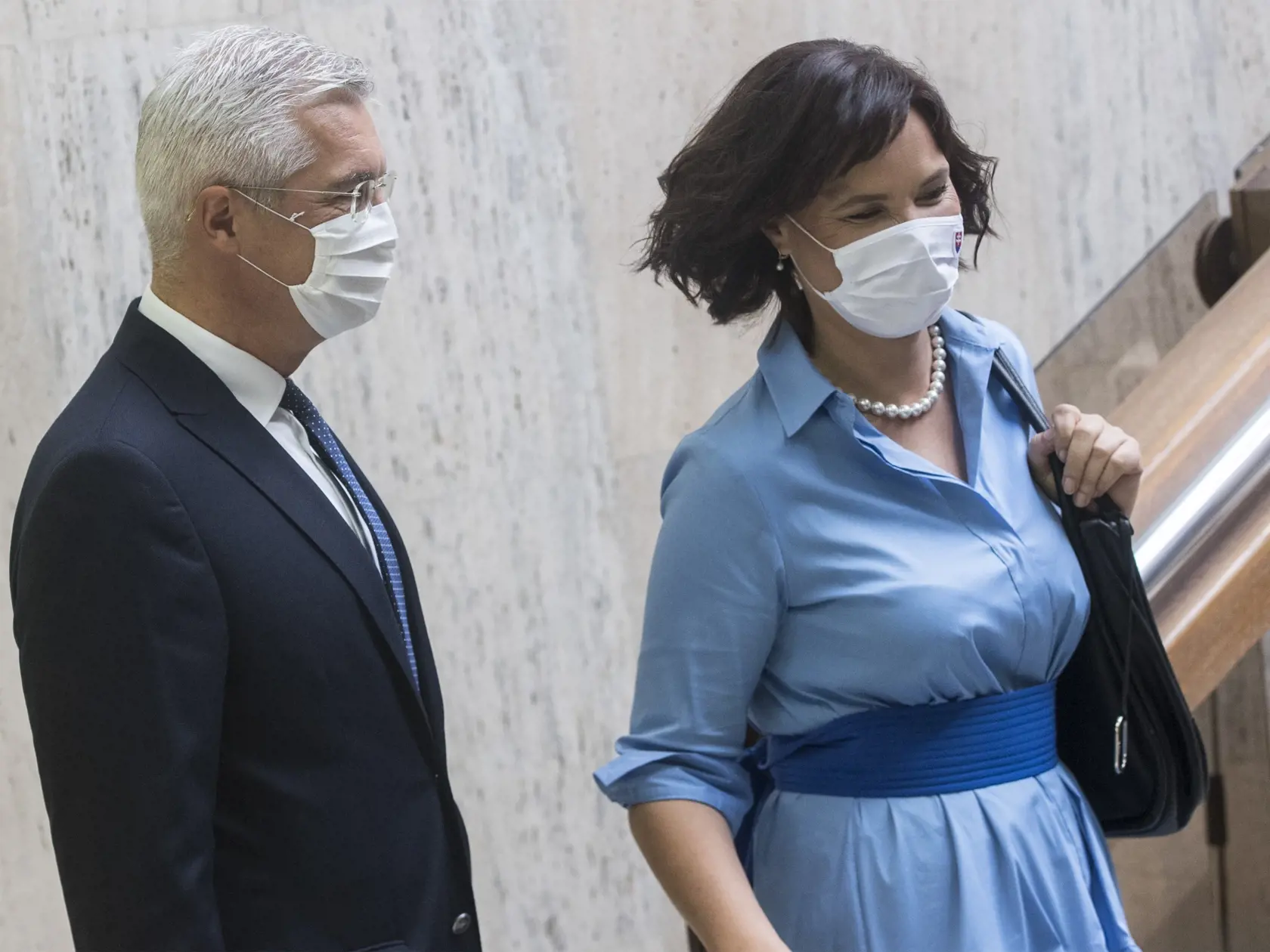 Z premrhanej miliardy viní Nicholsonová s Cigánikovou ministerku investícií Veroniku Remišovú.