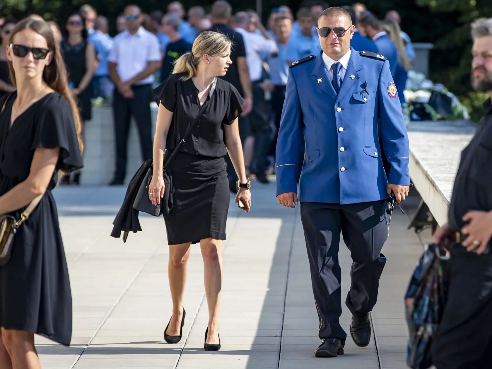 V Bratislavskom krematóriu bola posledná rozlúčka s Michalom, zúčastnil sa aj prezident hasičov Mikulášek.