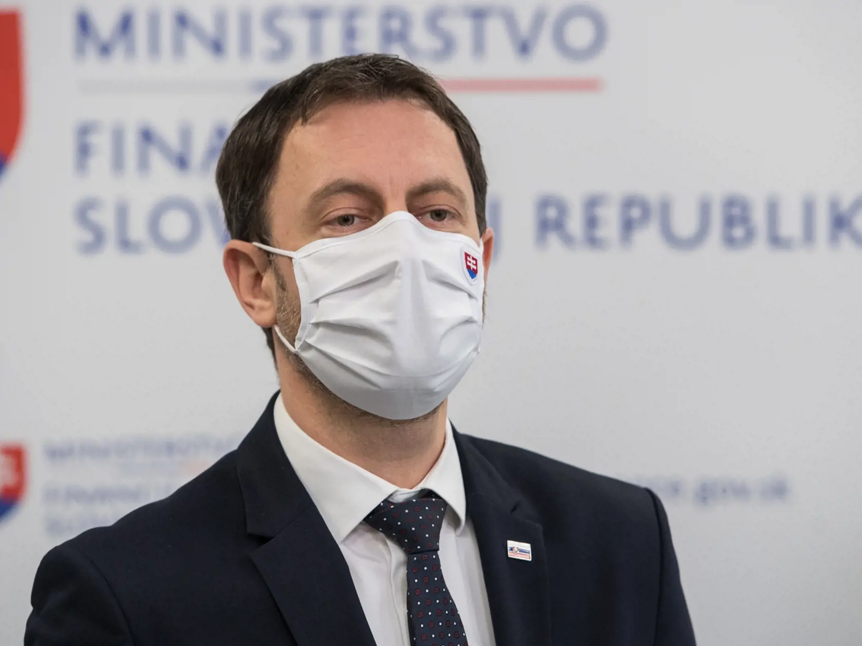 Eduard Heger sa ohľadom sprísňovania režimu vyjadroval nejasno.
