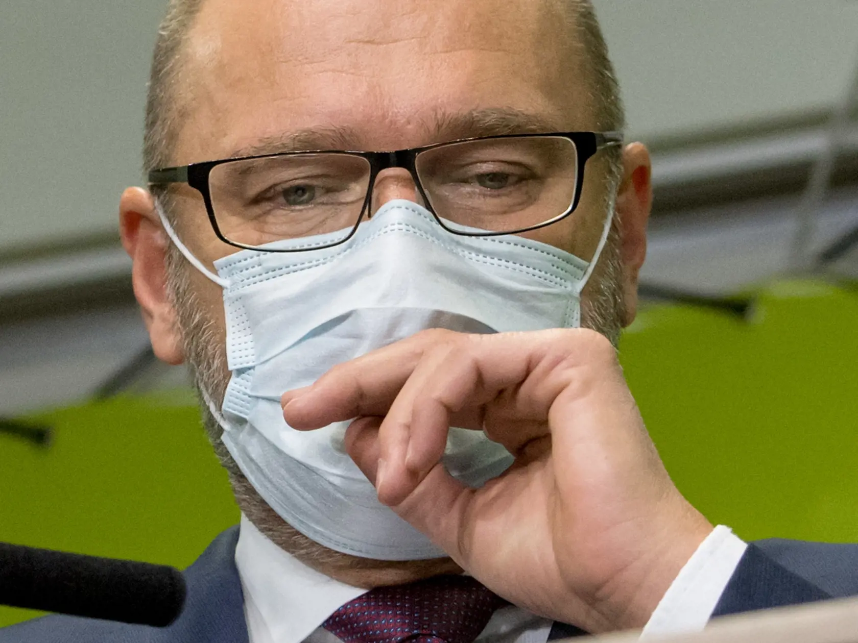 Richard Sulík pred rokovaním vlády hovoril o potrebe aplikácie na kontrolu karantény.