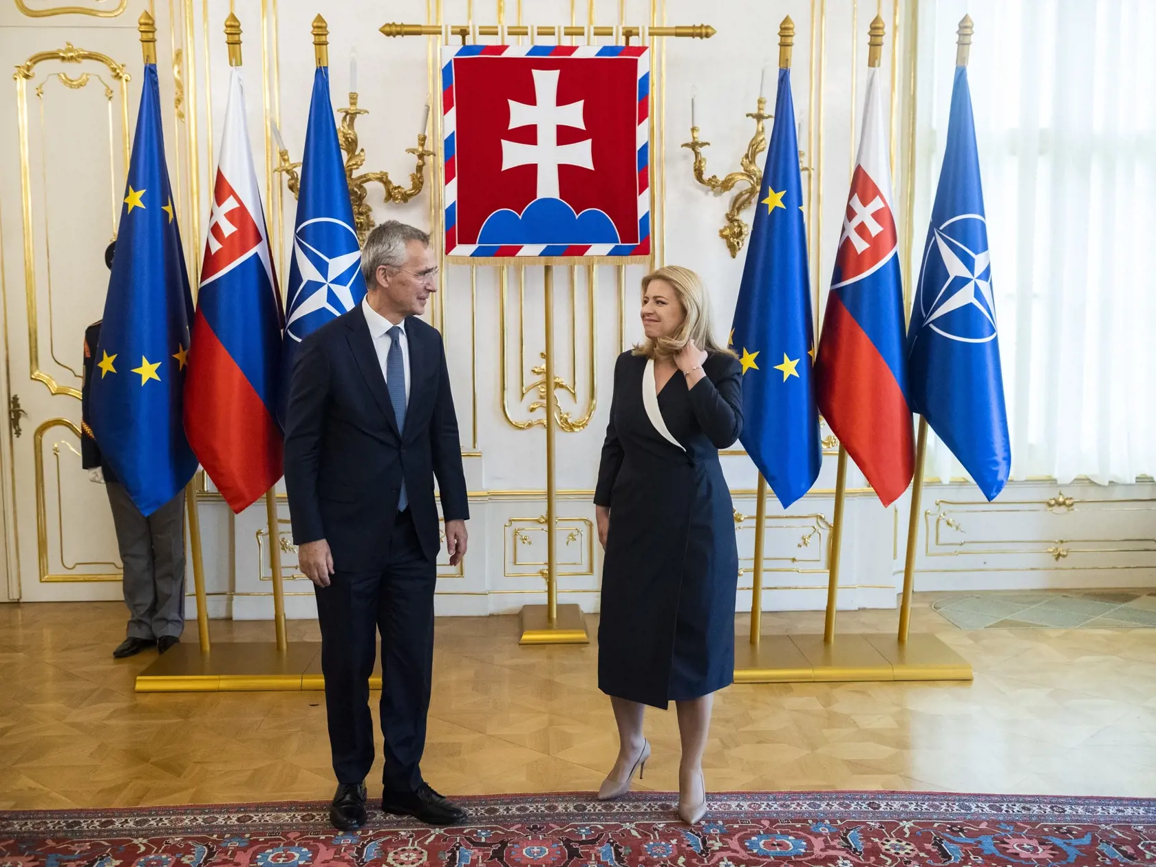 Na snímke prezidentka SR Zuzana Čaputová počas prijatia generálneho tajomníka Severoatlantickej aliancie Jensa Stoltenberga v Prezidentskom paláci v Bratislave 6. júna 2023.