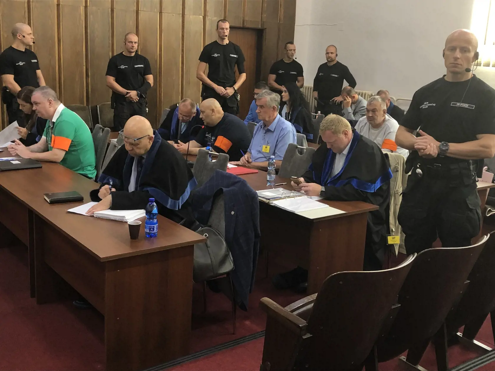 Sátorovci: V zelenom tričku sedí obžalovaný František Zakál
