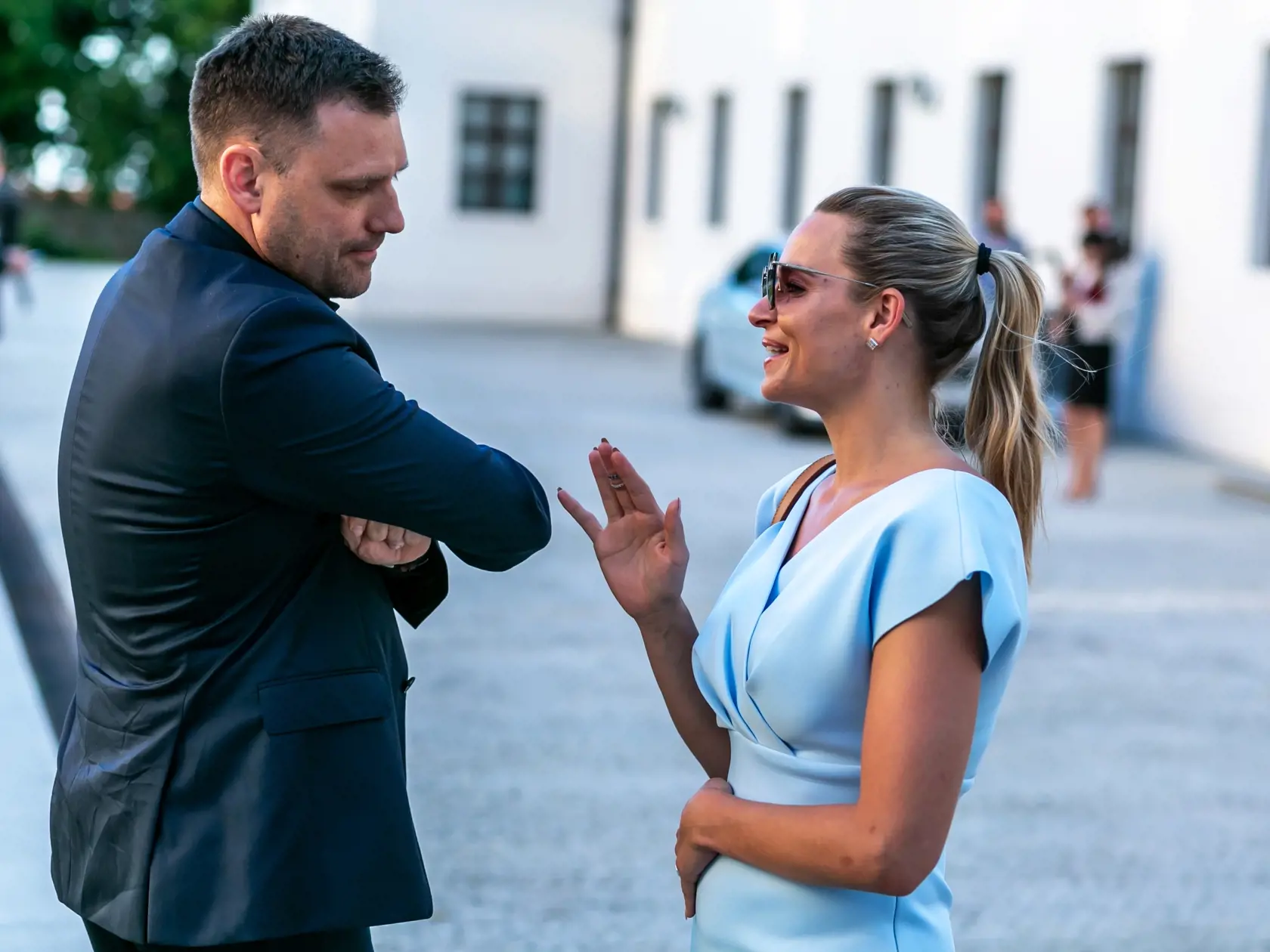 HRKÚTALI SI. "V blízkej budúcnosti ohlásime, ako sme sa s pani Tabák dohodli. Môžem povedať, že určite budeme politicky spolupracovať. Necháme si na to ešte pár dní," povedal nám Taraba.