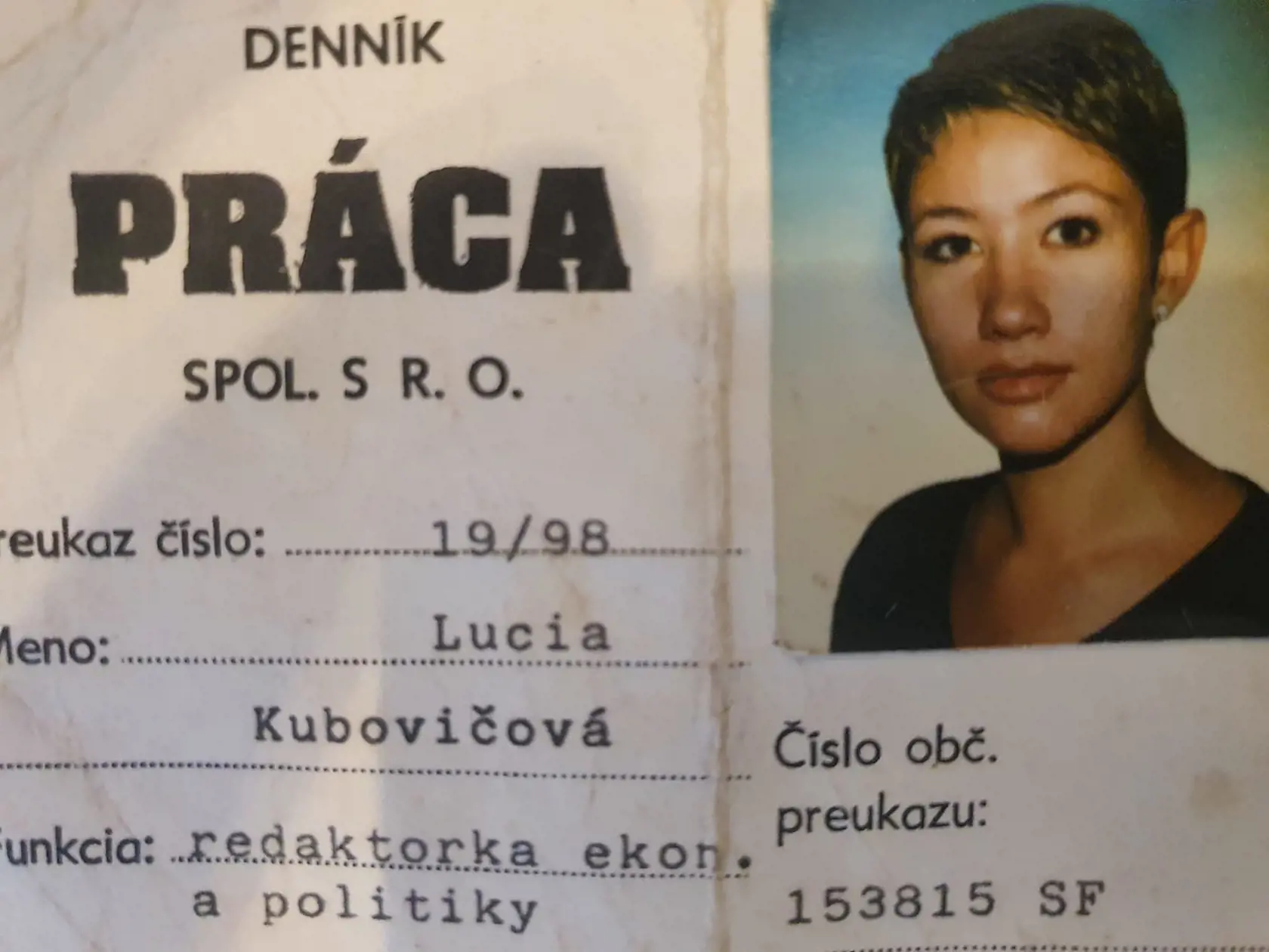 Europoslankyňa Lucia Ďuriš Nicholsonová zverejnila retro záber. Takto vyzerala ako 22-ročná.