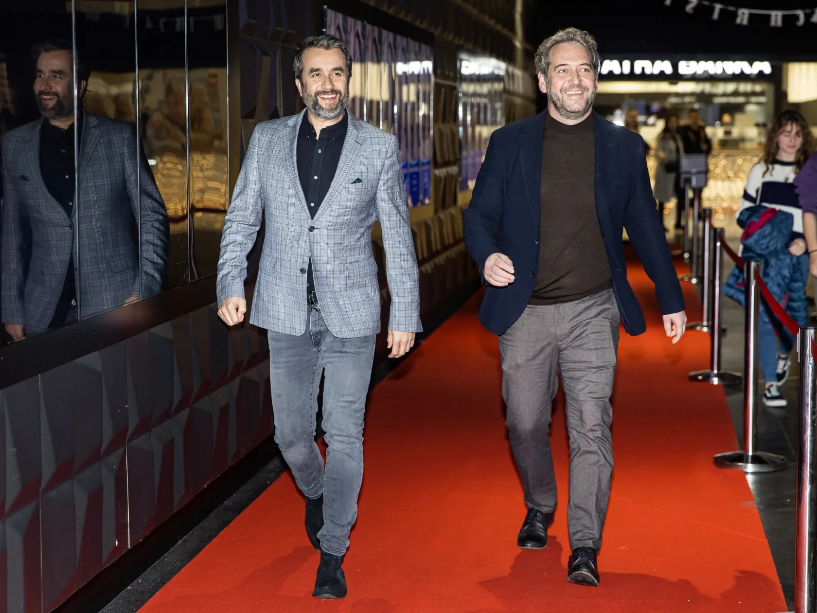 Slávnostné premietanie dvoch seriálov z produkcie súkromnej televízie v Bratislave. Na snímke Martin Mňahončák a Vladimír Kobielsky.