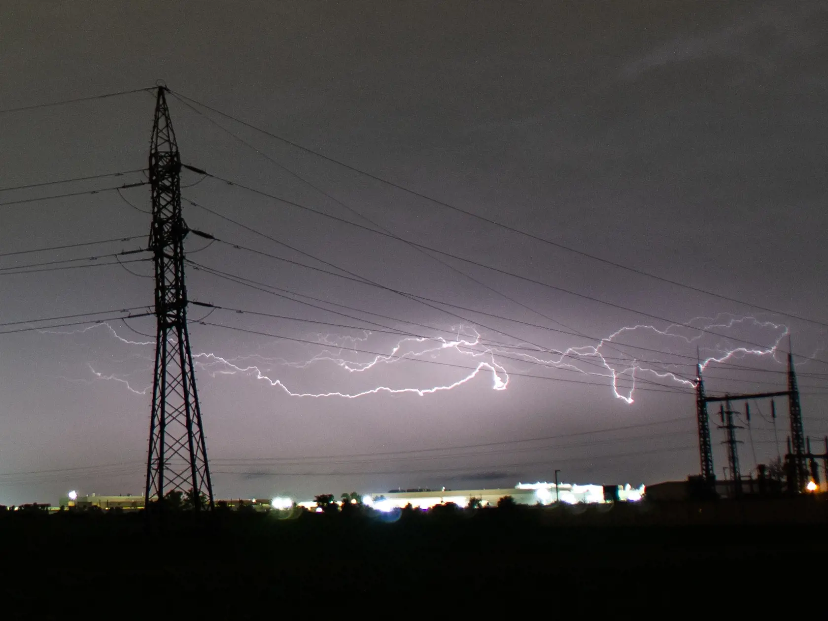 Blesky nad Trnavou.