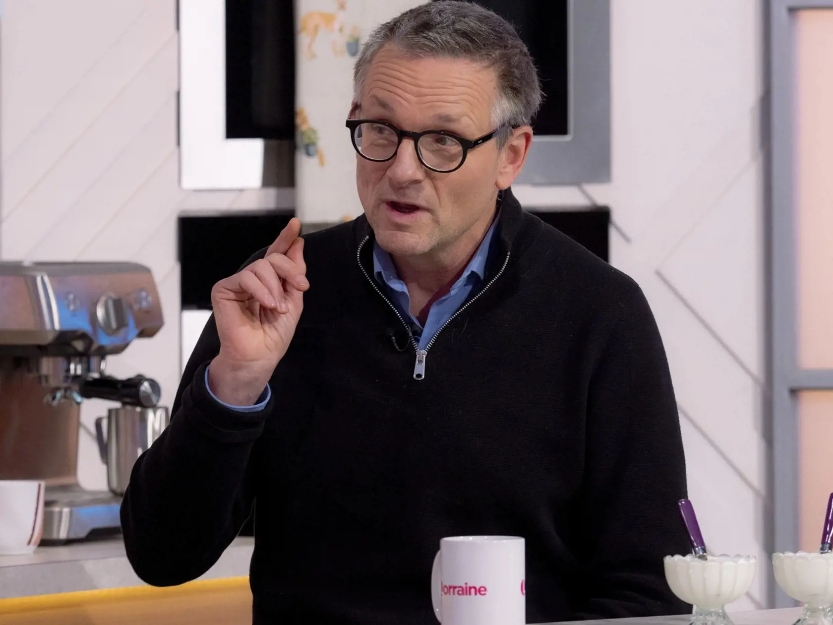 Michael Mosley patril medzi popredných britských odborníkov na zdravie a výživu. Kolegovia a fanúšikovia mu vzdali hold, pričom doktor Saleyha Ahsan označil Mosleyho za „národný poklad“ a majstra v sprístupňovaní zložitých vedeckých poznatkov. Fyzik Brian Cox na neho spomínal ako na mentora, ktorý inšpiroval mnohých vo vedeckom vysielaní.