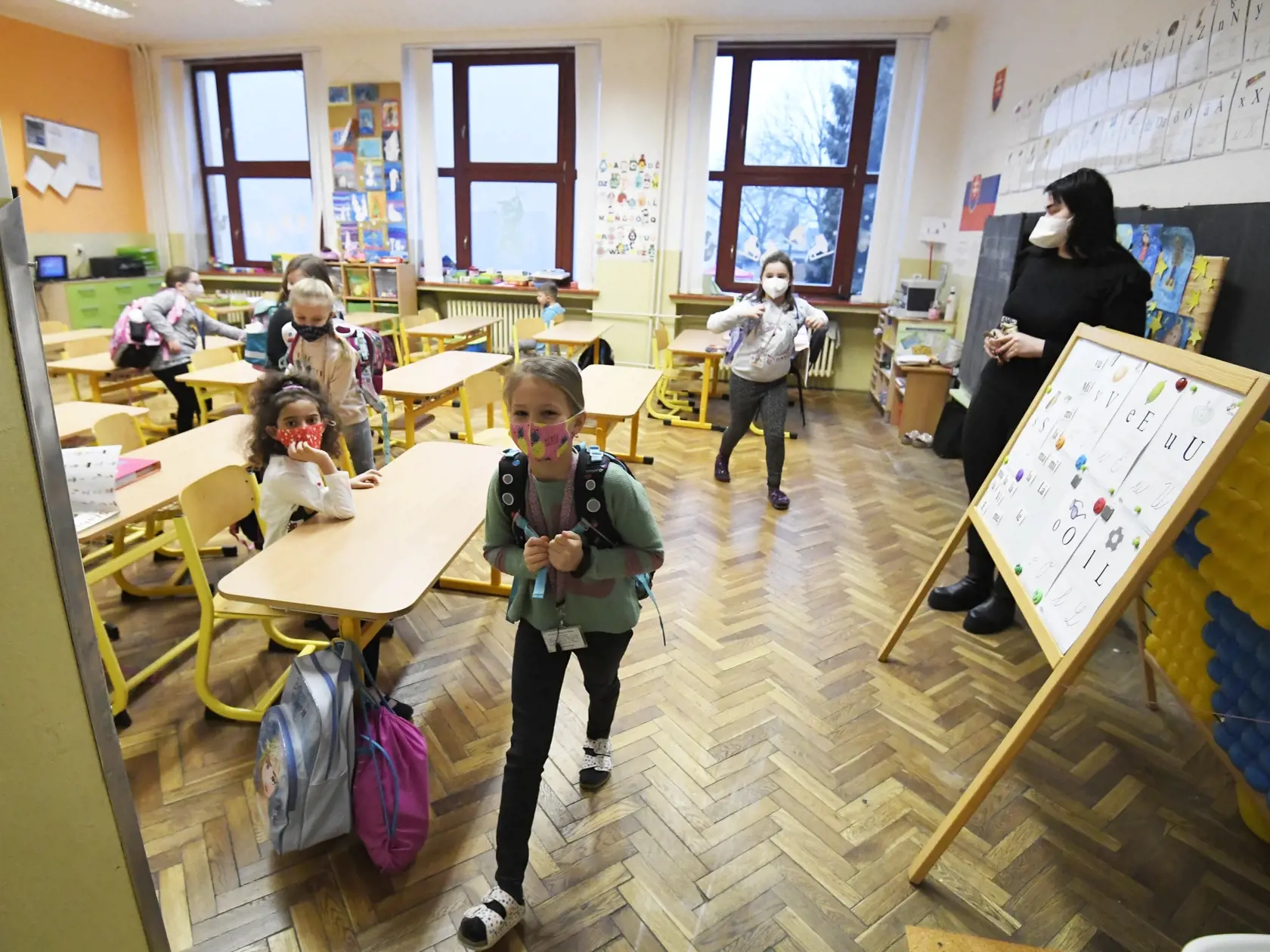 V Košiciach sa od pondelka školy neotvorili. Na snímke otvorená základná škola v Družstevnej pri Hornáde v okrese Košice – okolie 8. februára 2021. FOTO TASR – František Iván
