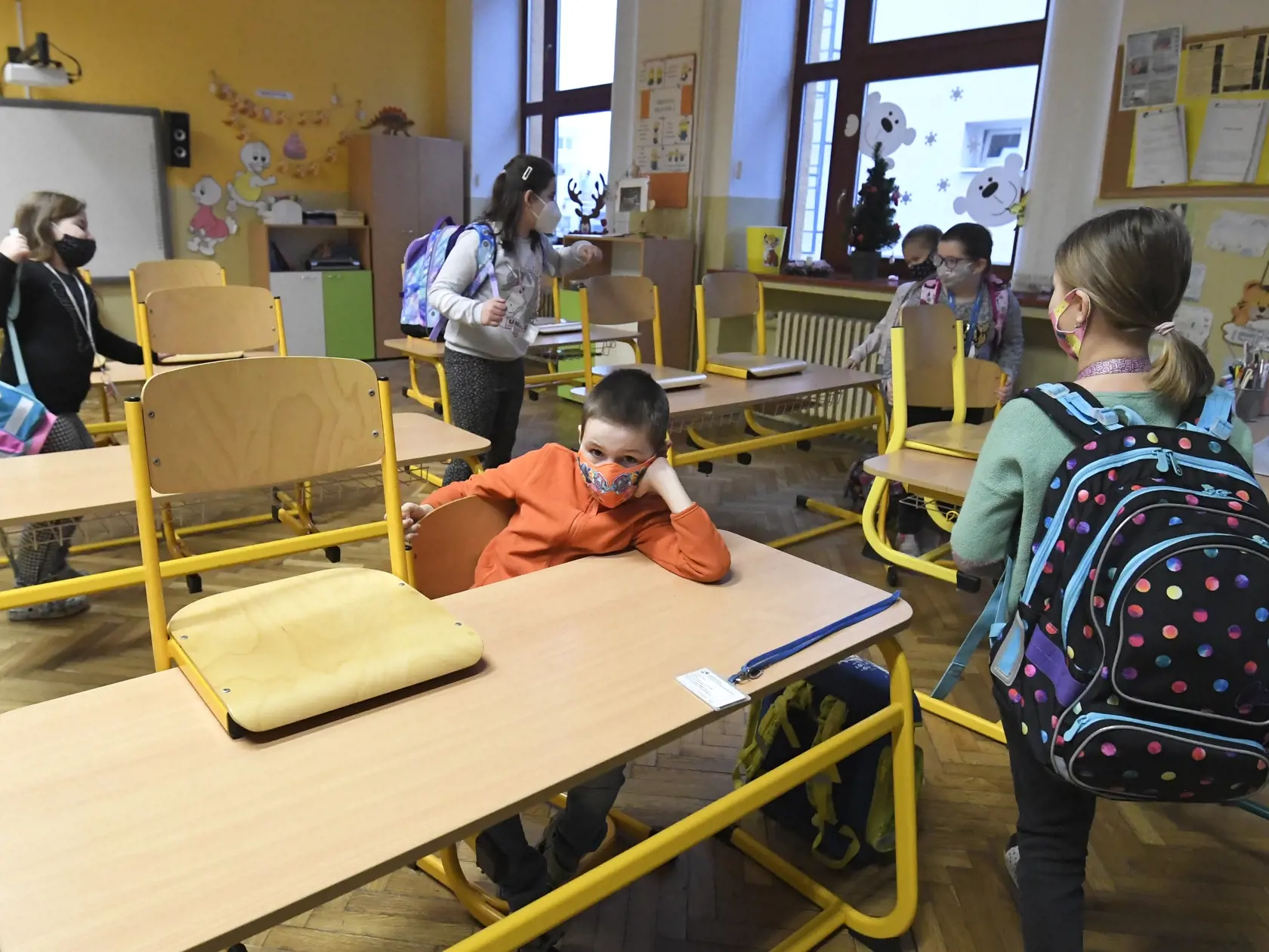 V Košiciach sa od pondelka školy neotvorili. Na snímke otvorená základná škola v Družstevnej pri Hornáde v okrese Košice – okolie 8. februára 2021. FOTO TASR – František Iván