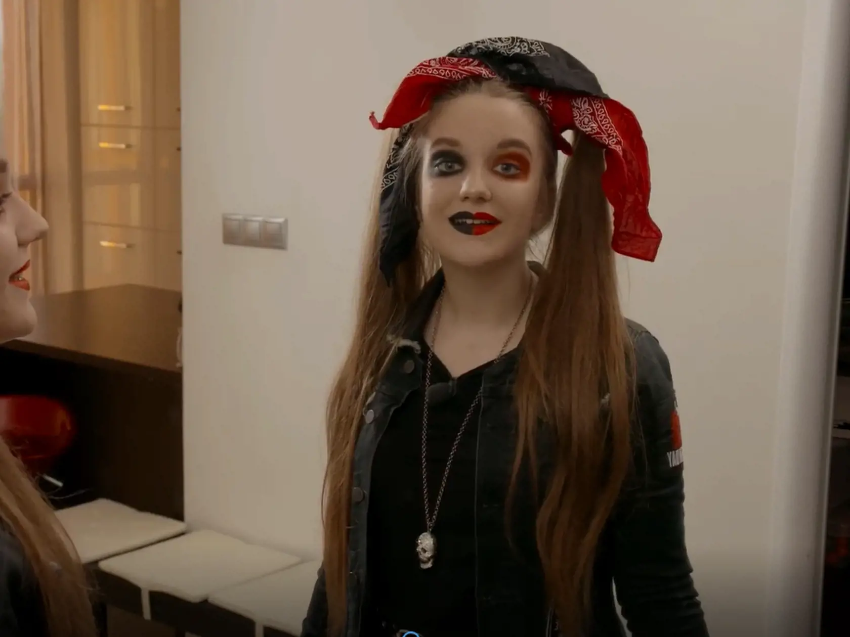 Extravagantná Sofia (15) z Nitry neznesie hodnotenie poroty a v zákulisí to dá všetkým naokolo dosť najavo.