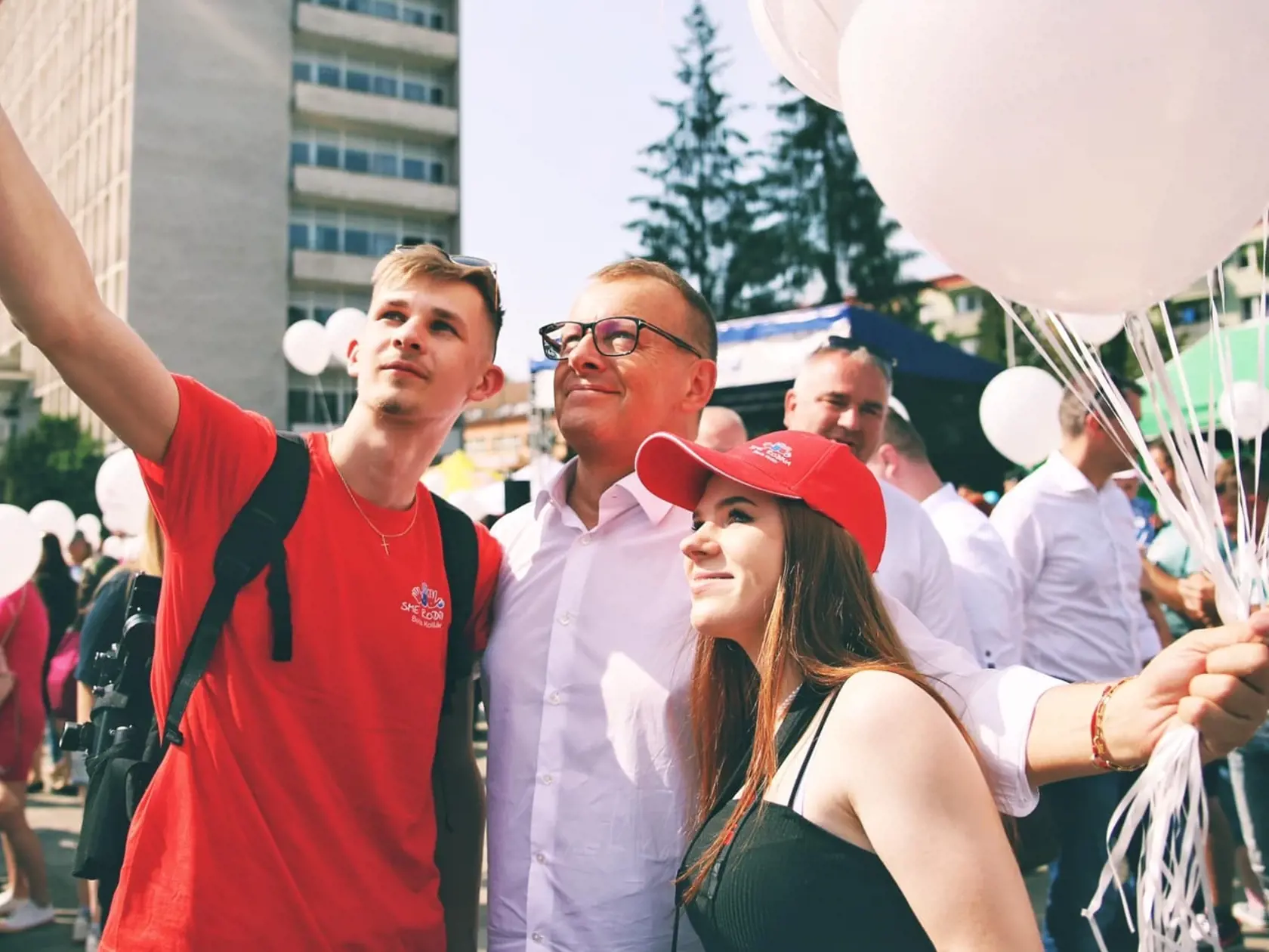 V Dolnom Kubíne si počas Dňa rodiny robila fotku s Borisom Kollárom aj mládež.