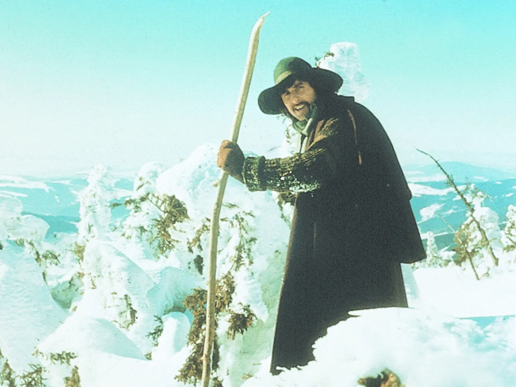 Hlavnú úlohu vo filme Krakonoš a lyžníci stvárnil nedávno zosnulý Karel Heřmánek († 76).