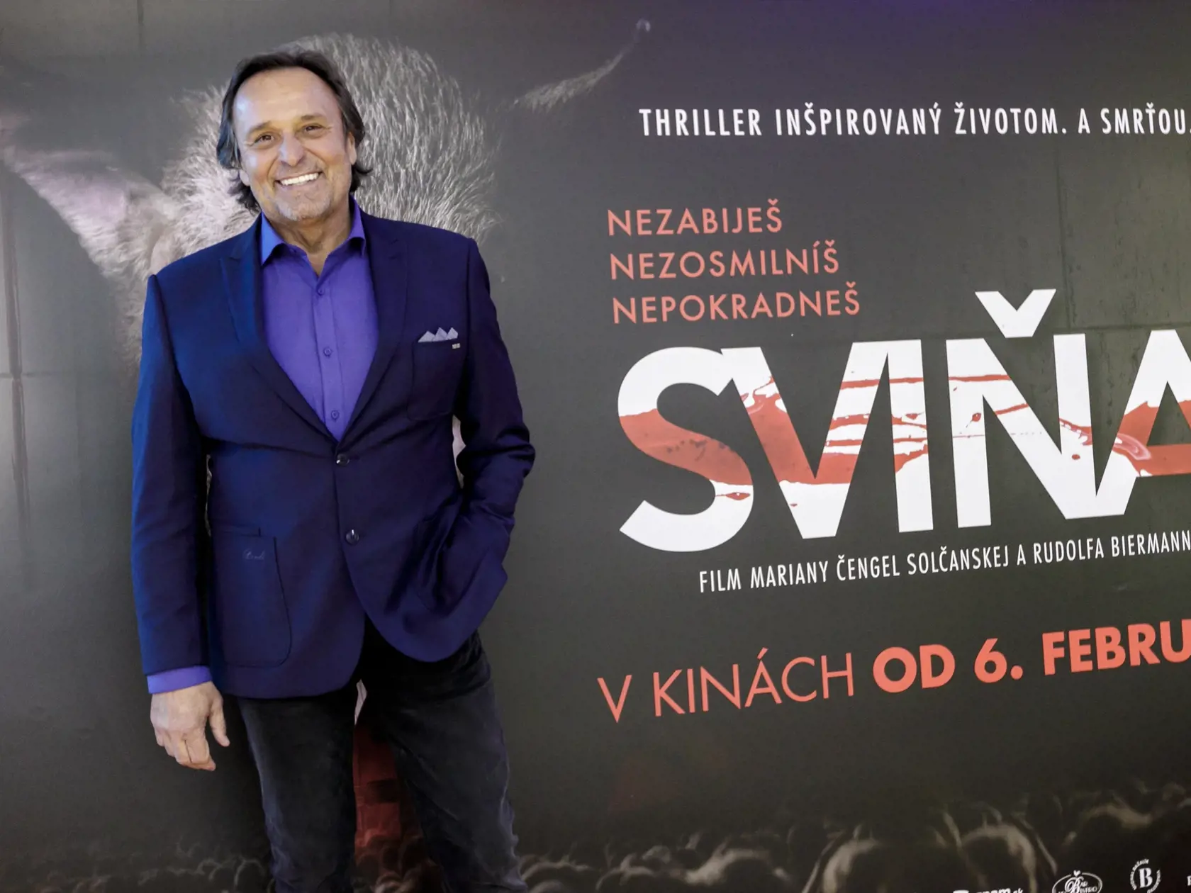 Na snímke herec Jozef Vajda, ktorý stvárnil postavu Wagnera pred slávnostnou premiérou slovenského filmu Sviňa v Bratislave 
4. februára 2020. FOTO TASR - Dano Veselský