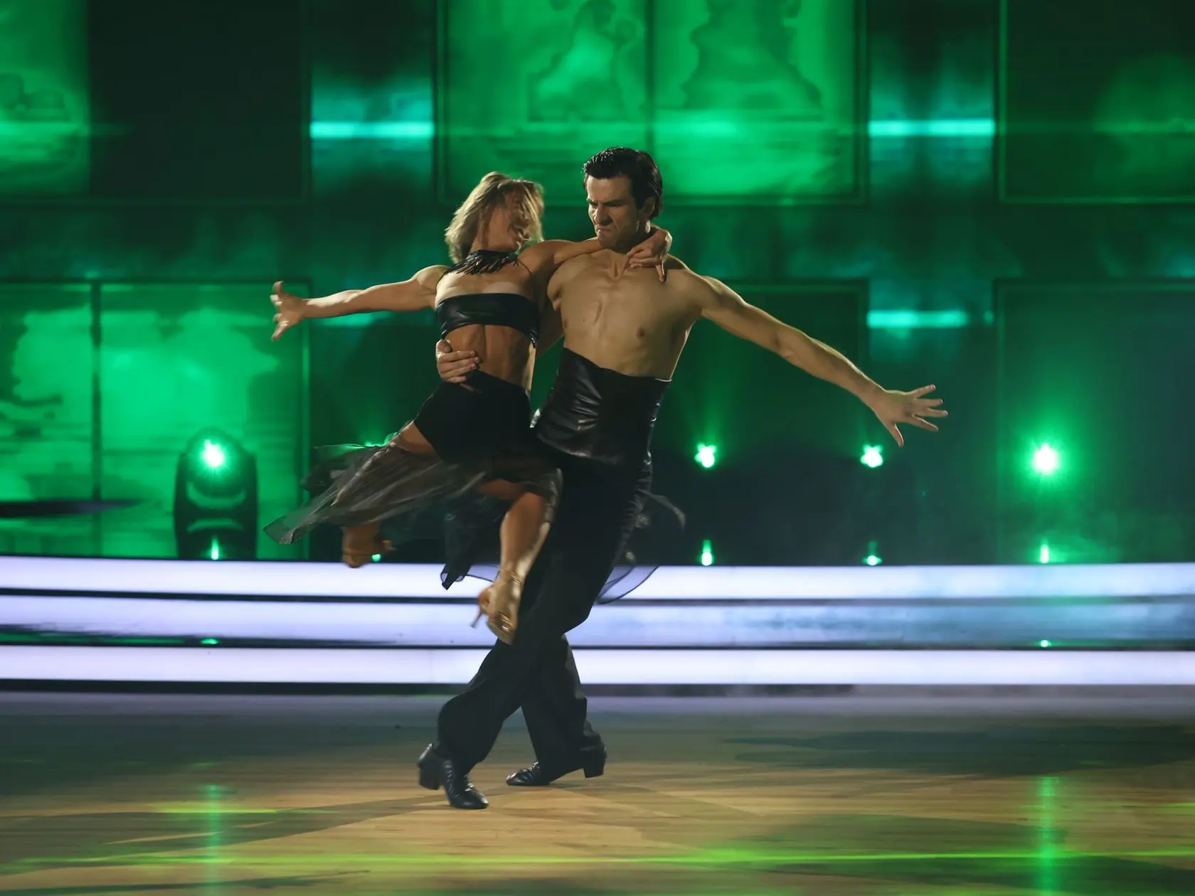 Finálové kolo Let's Dance. Na snímke Kristián Baran a Dominika Rošková.