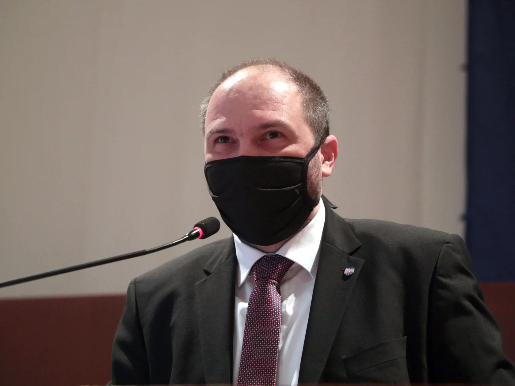 Primátor mesta Košice Jaroslav Polaček na mimoriadnom zastupiteľstve.
