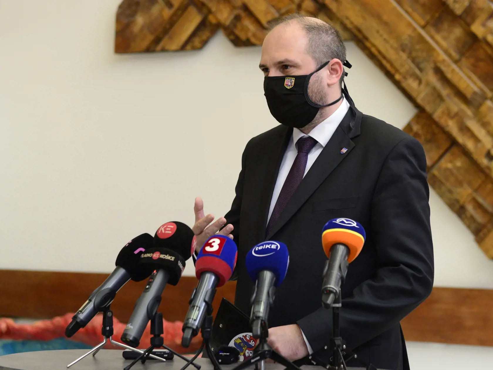 Na snímke primátor mesta Košice Jaroslav Polaček na brífingu.