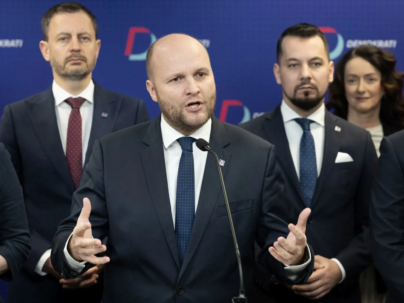 Mimoparlamentná strana Demokrati