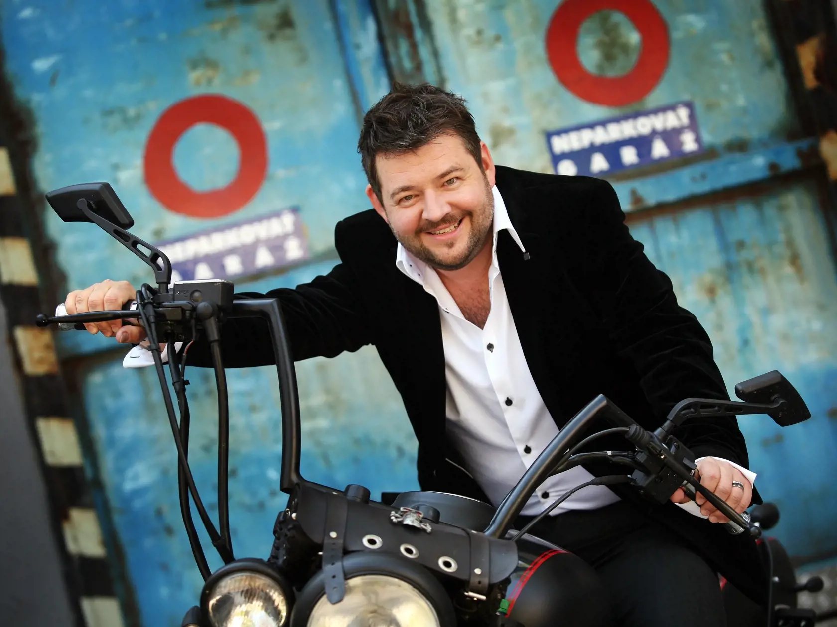 Michal Hudák, moderátor, zabavač, herec,
