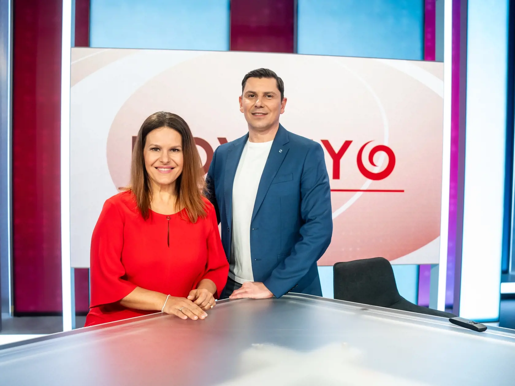 Ovládanie čítačky pedálom pod spravodajským pultom už nebude súčasťou len JOJ 24.