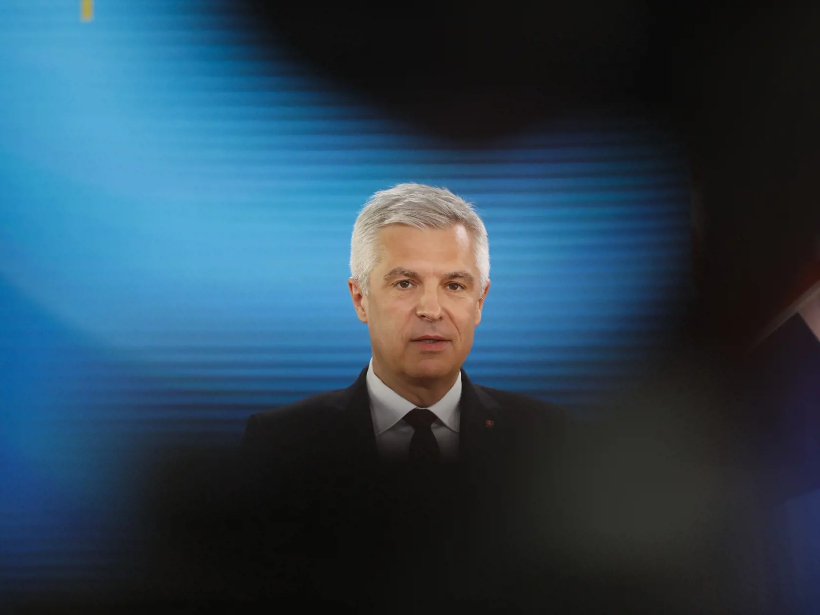 Slovenský minister zahraničných vecí Ivan Korčok odpovedá na otázky novinárov počas spoločnej tlačovej konferencie s jeho nemeckým rezortným kolegom Heikom Maasom pred spoločným rokovaním na pôde ministerstva zahraničných vecí v Berlíne v utorok 27. apríla 2021.