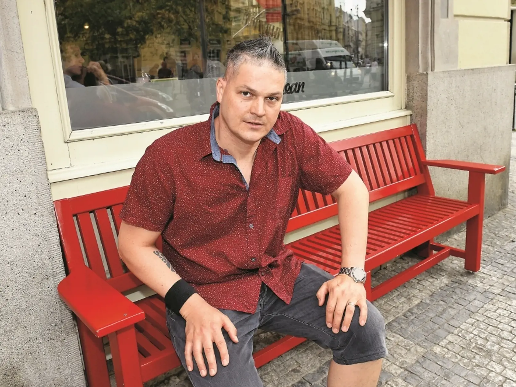 Petr  Vlasák dnes, päť
mesiacov po operácii,
pri ktorej mu
opäť odstránili
mozgový nádor.