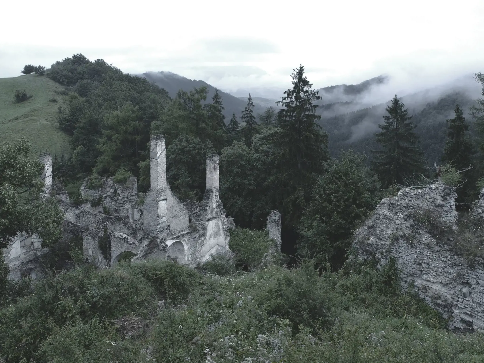 Sklabinský hrad