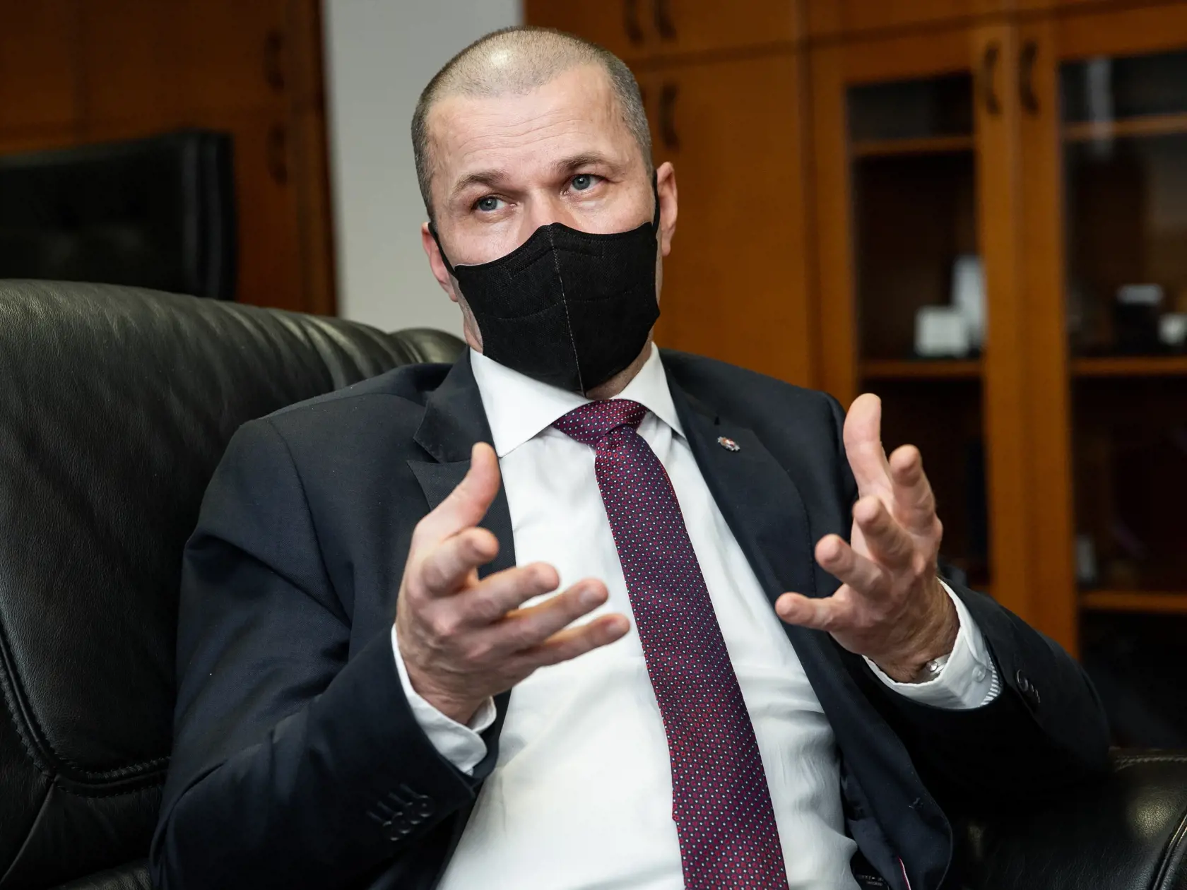 „Keď bude záver, že došlo k pochybeniu zo strany vyšetrovateľa, potom rozhodne jeho nadriadený o ďalšom postupe," uviedol Kovařík.