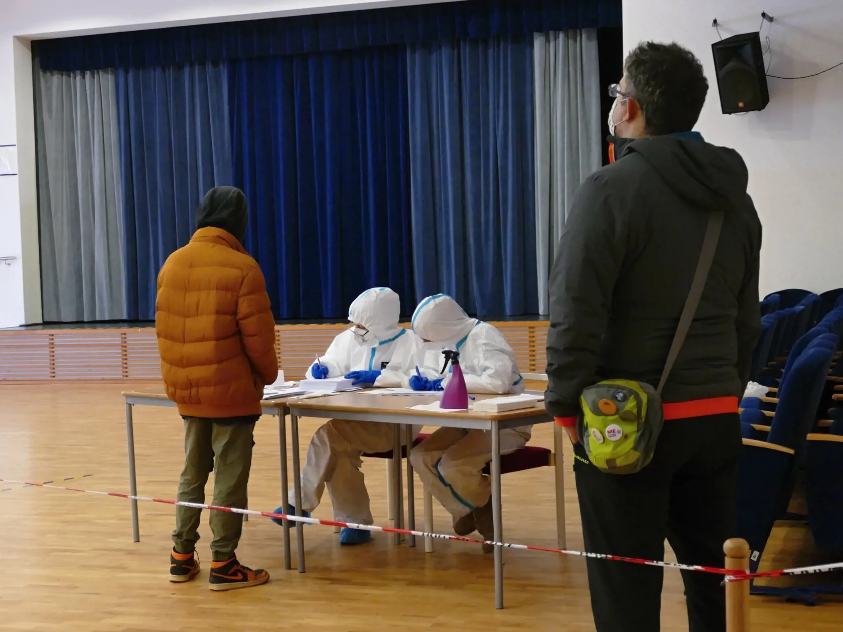Na snímke odberné miesto na testovanie na prítomnosť ochorenia COVID 19 v Dome kultúry v Bytči 30. januára 2021. FOTO TASR - Erika Ďurčová