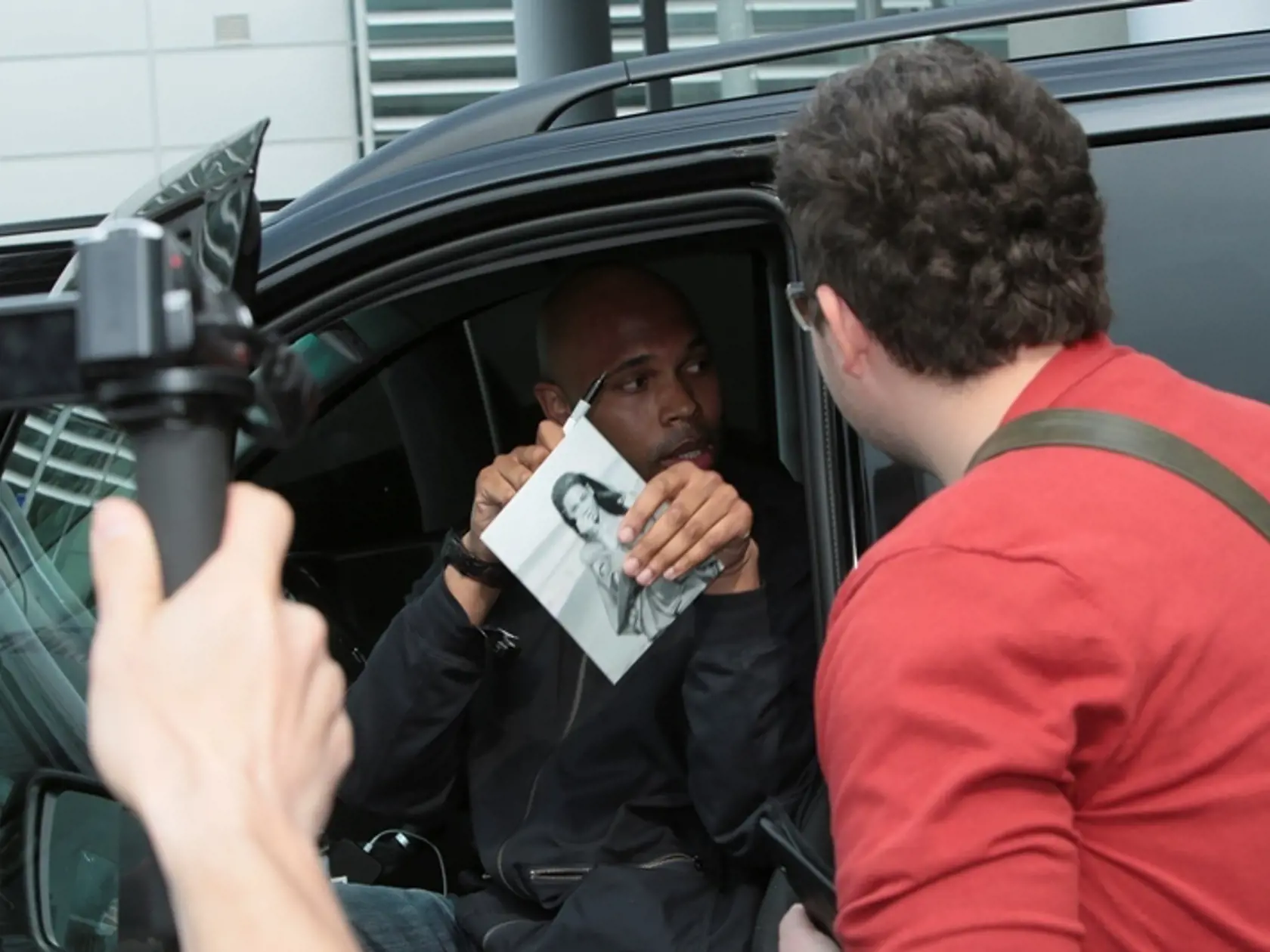 Zberateľ podpisov si vybavil aj autogram!
