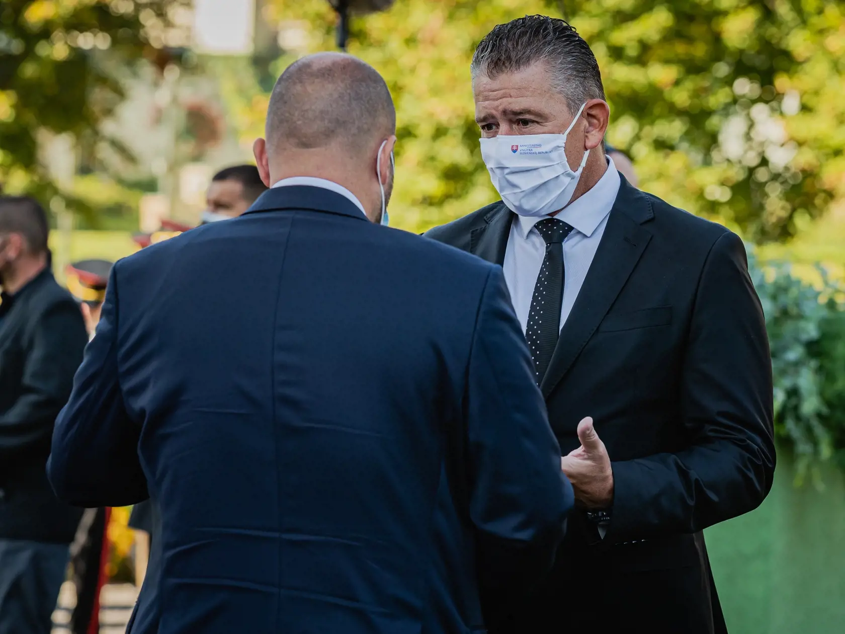 Minister Mikulec podľa slov Santusovej neverí jej výsledku z detektoru lži.