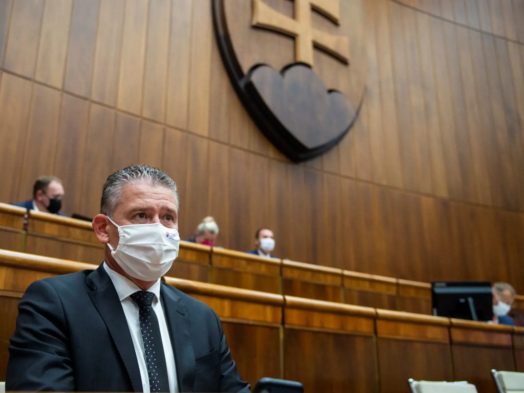 Minister Mikulec podľa slov Santusovej neverí jej výsledku z detektoru lži.