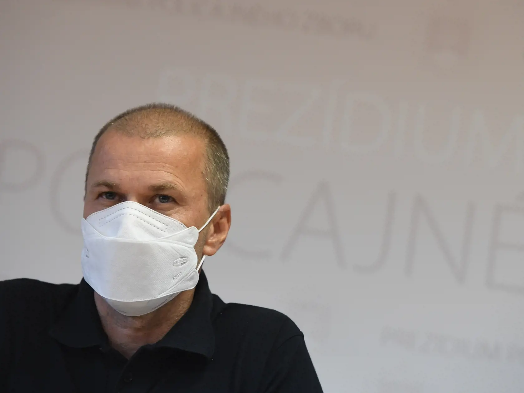 Po tom, čo sa Peter Kovařík stal obvineným, z funkcie prezidenta Policajného zboru odstúpil.