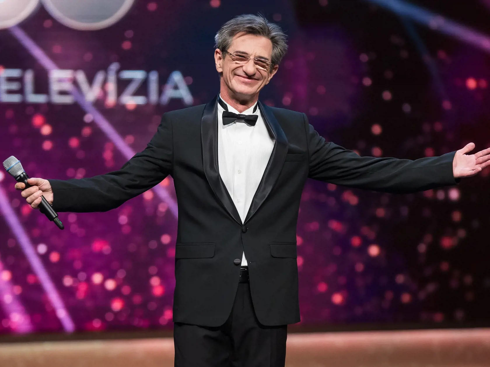 Oslava 60. vyrocia Slovenskej televizie spojena s programom a naslednym rautom v priestoroch starej budovy Slovenskeho narodneho divadla v Bratislave