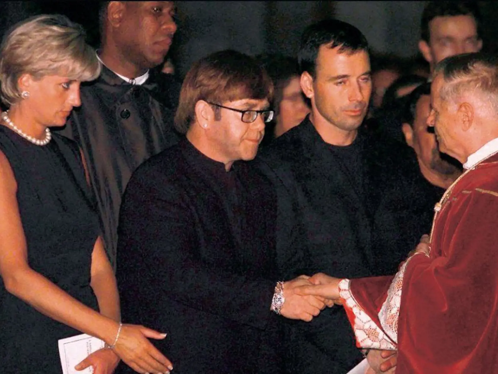 Princezná Diana bola jeho blízkou priateľkou. Jej smrť ho zronila.