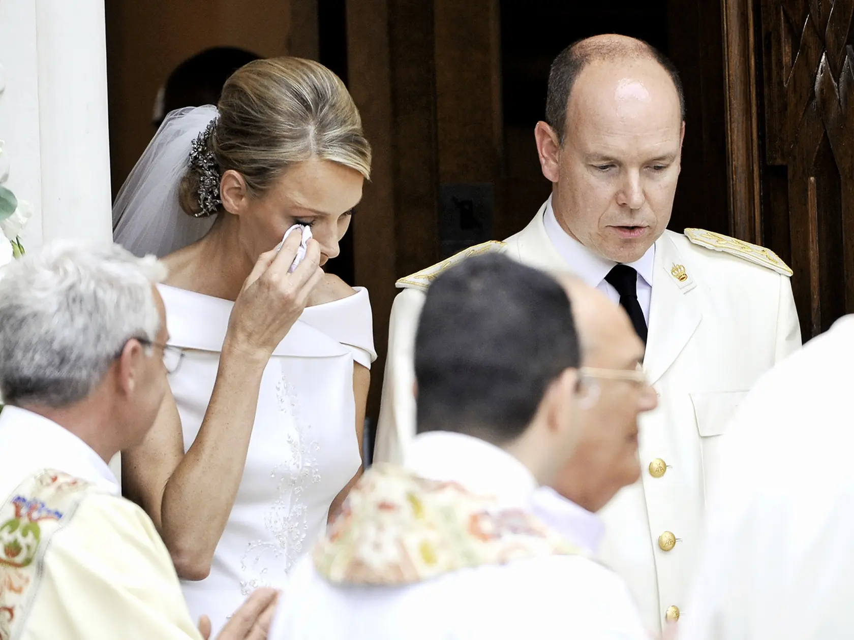 Knieža Albert II. (66) & Charlene Wittstock (47), svadba sa nezaobišla bez škandálu.