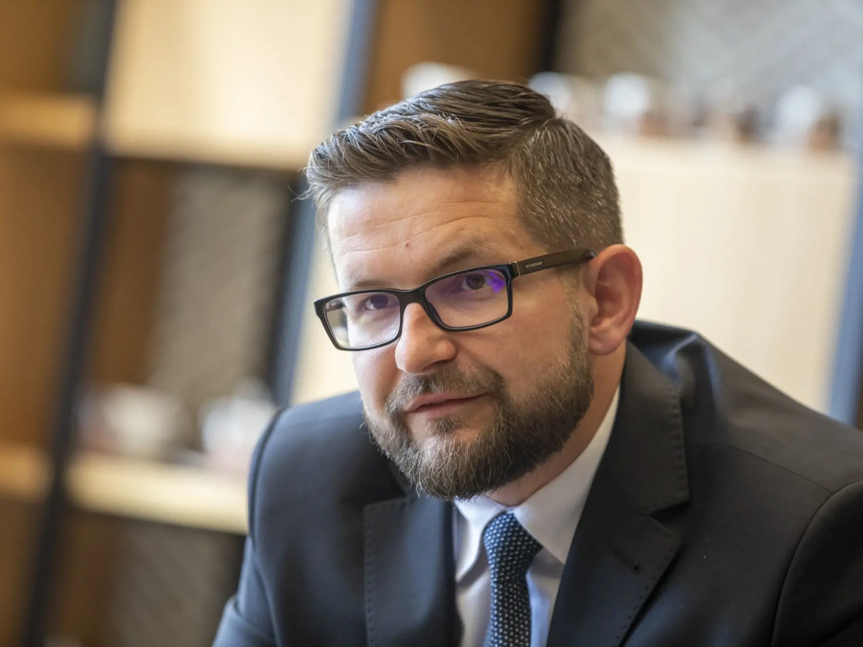 Na snímke je politológ Jozef Lenč z  trnavskej univerzity.